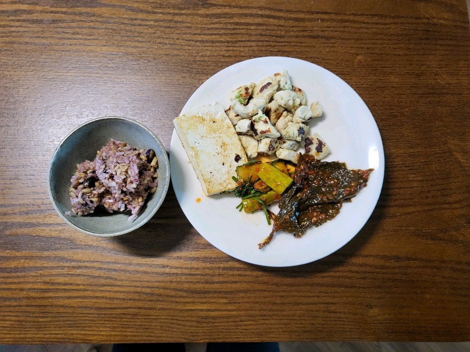 06월 03일( 점심식사 352kcal)