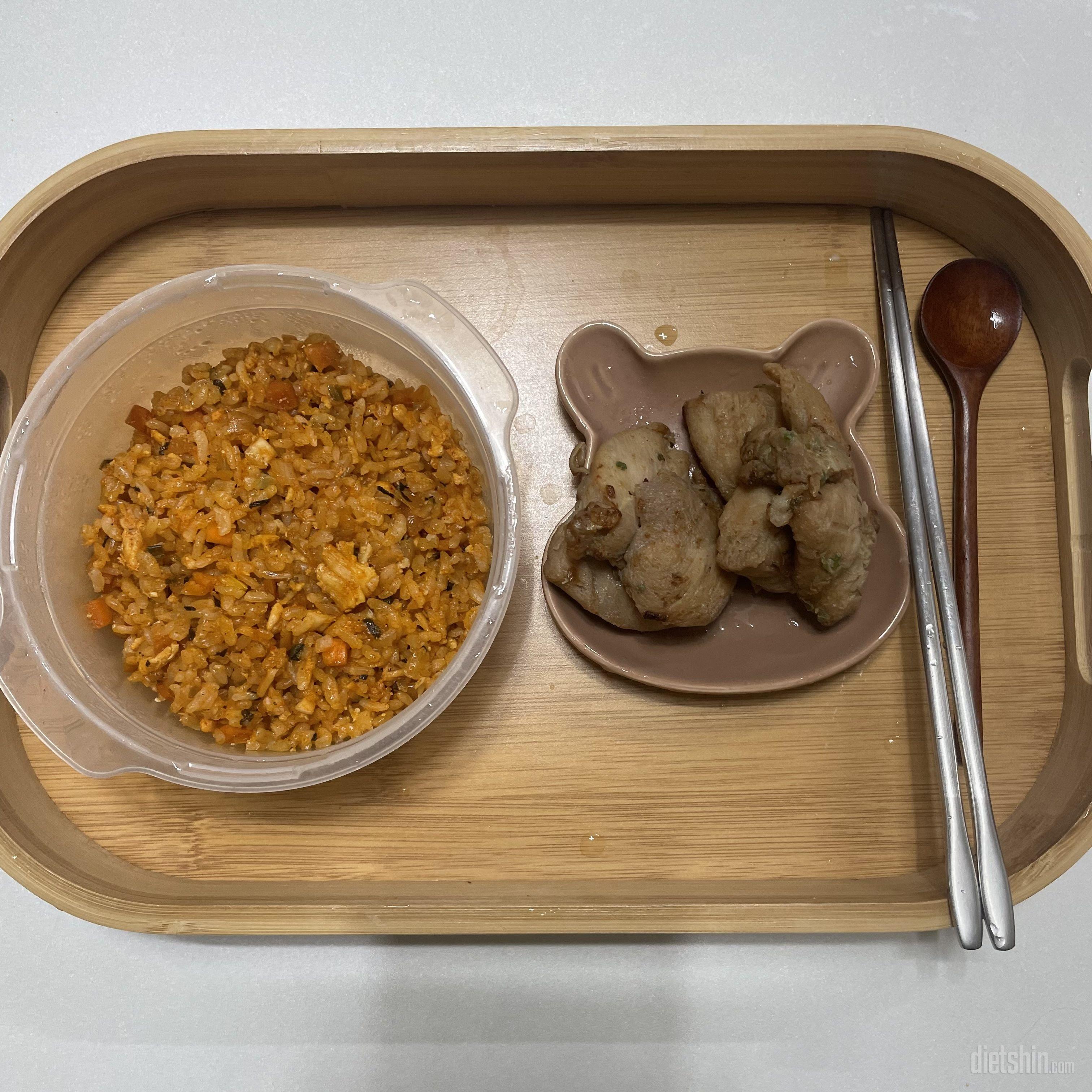 맛있어용 두번째 먹는건데 세일하는 거