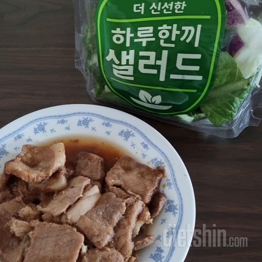 맛은 정말 맛있어요! 근데  질걸질겅