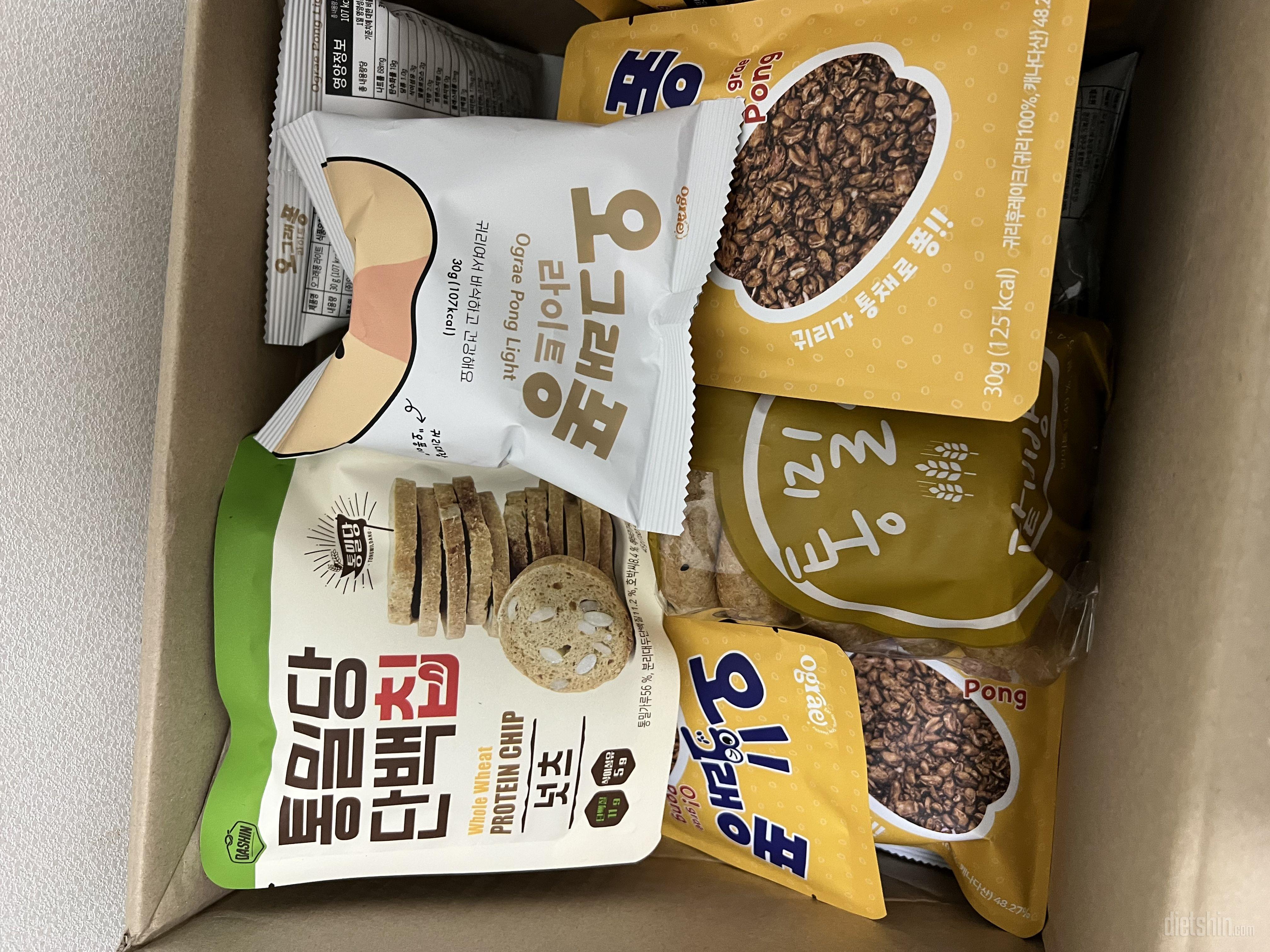 오독오독 고소하니 맛잇어용