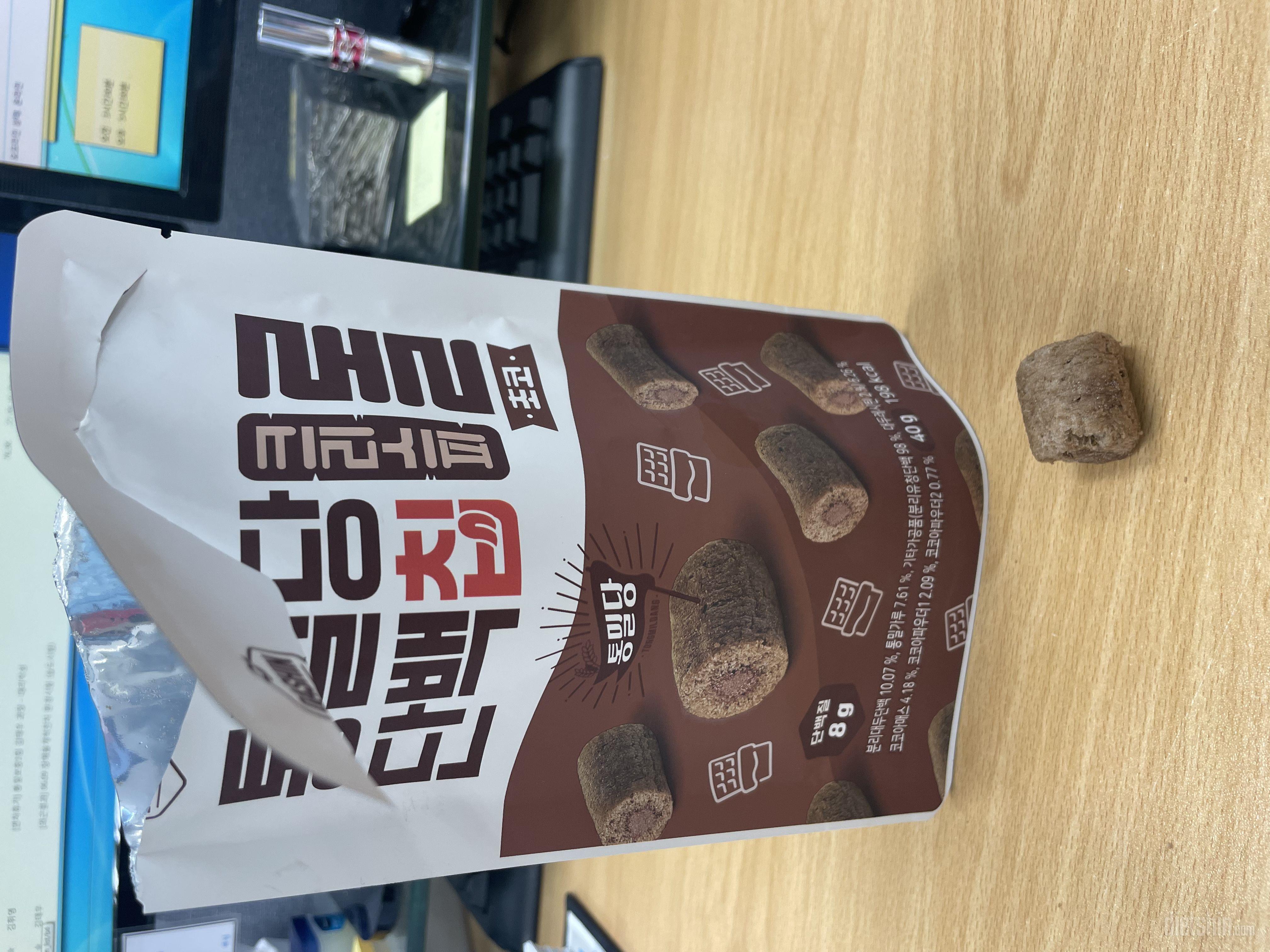 초코맛인데 저당식품이라 초코맛은 살짝