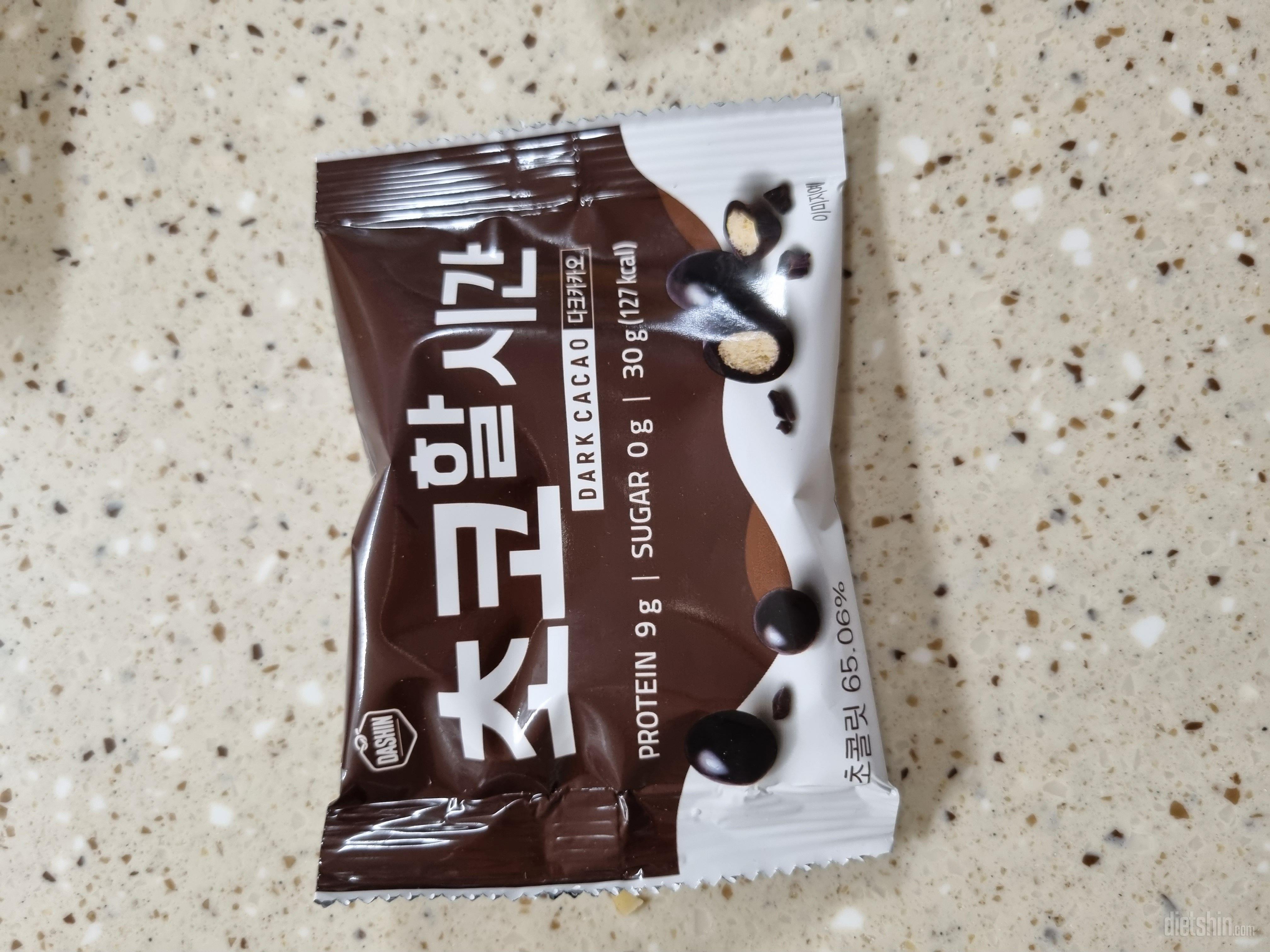 적절한 탄수도 있고 단백질도 있어서