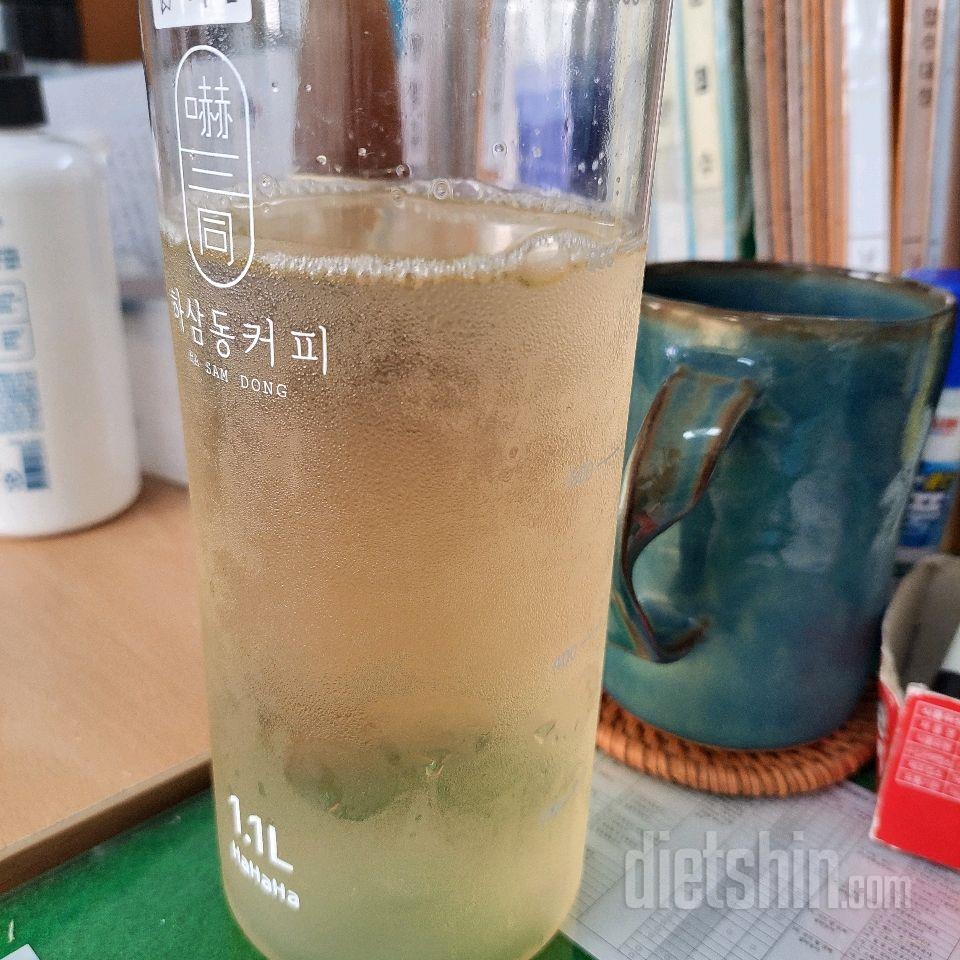 30일 하루 2L 물마시기1일차 성공!