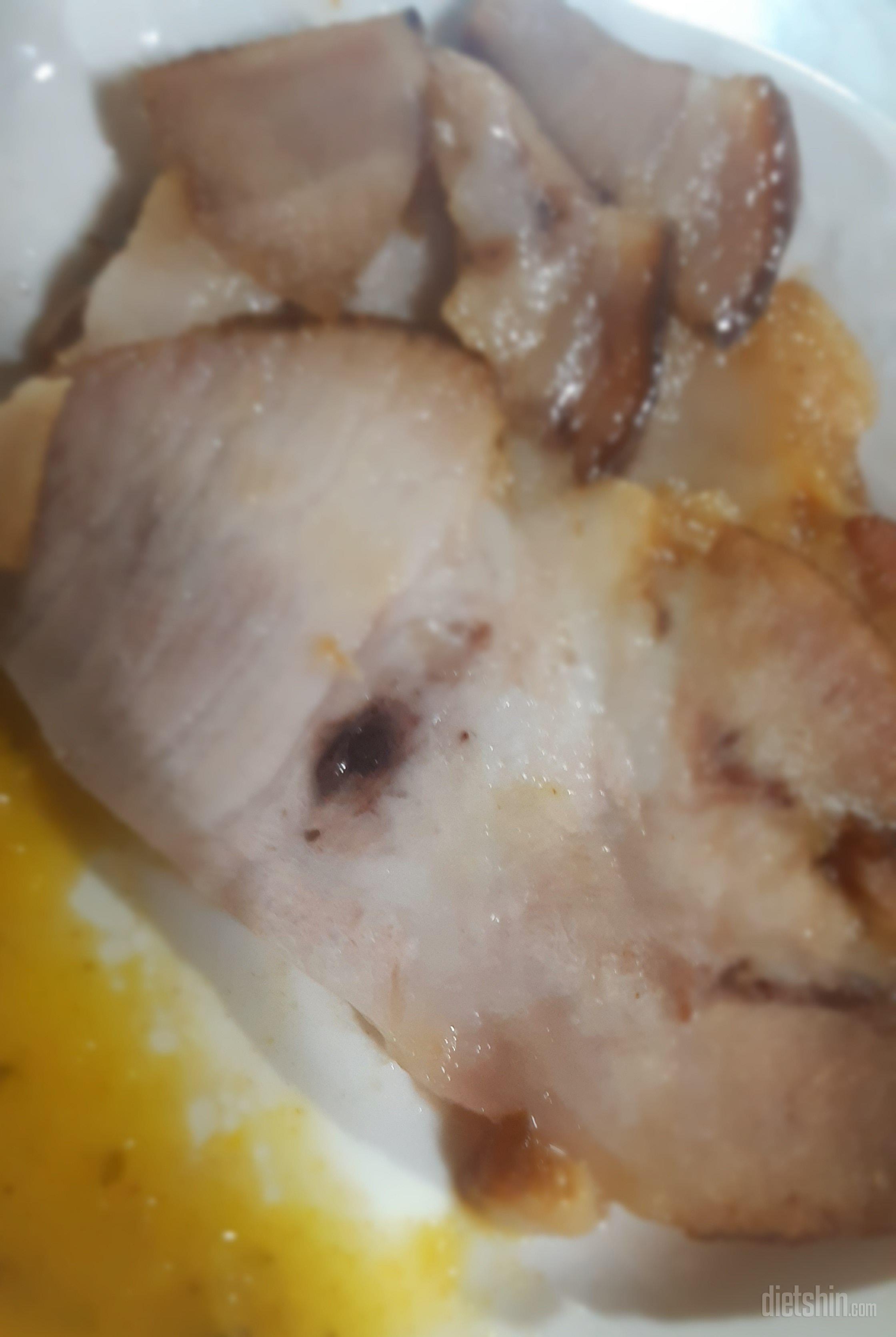 족발은 실망시킨적이 없었어요 소스랑도