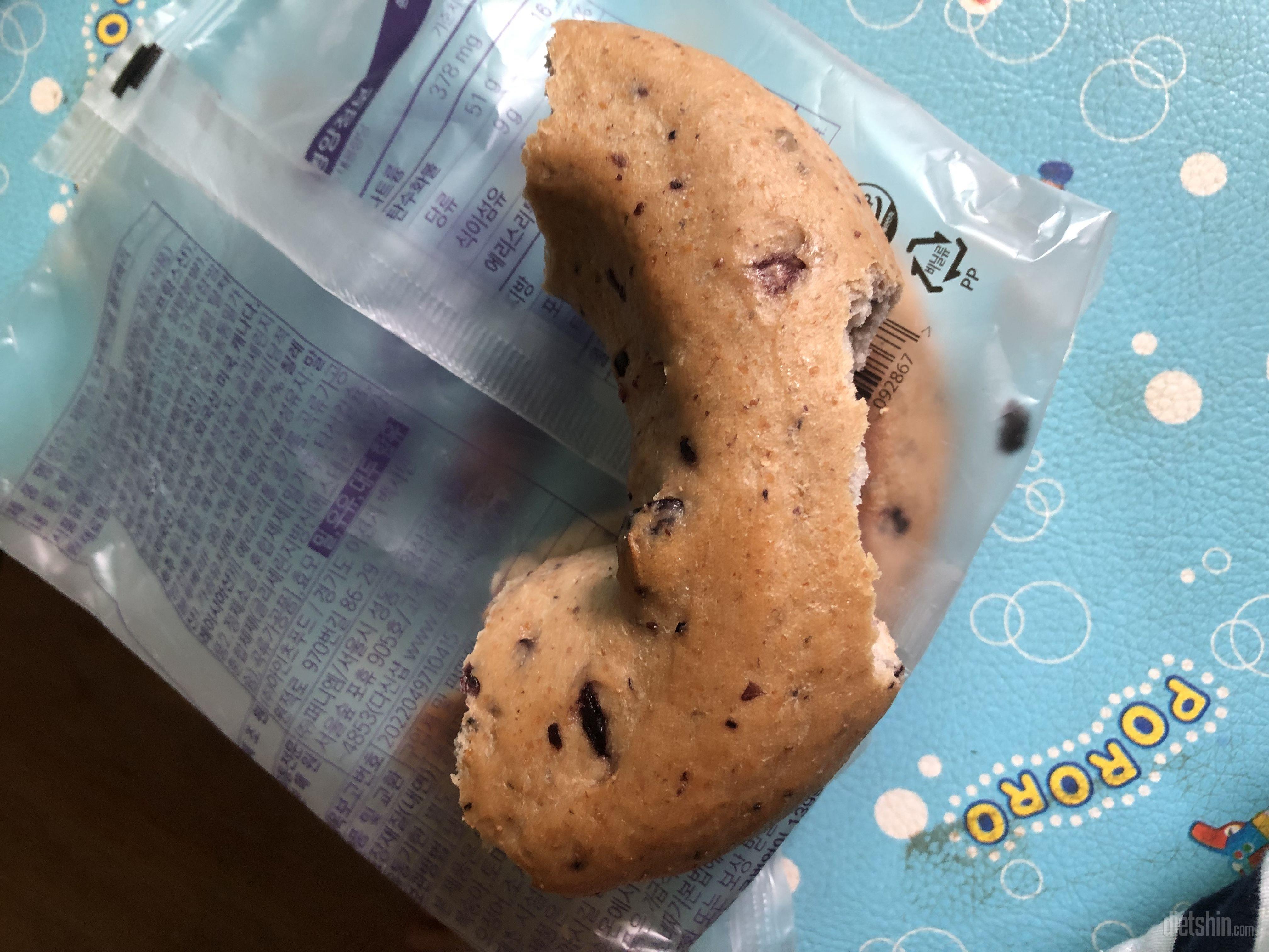 생각보다 괜찮네요 두부맛도 나면서 일