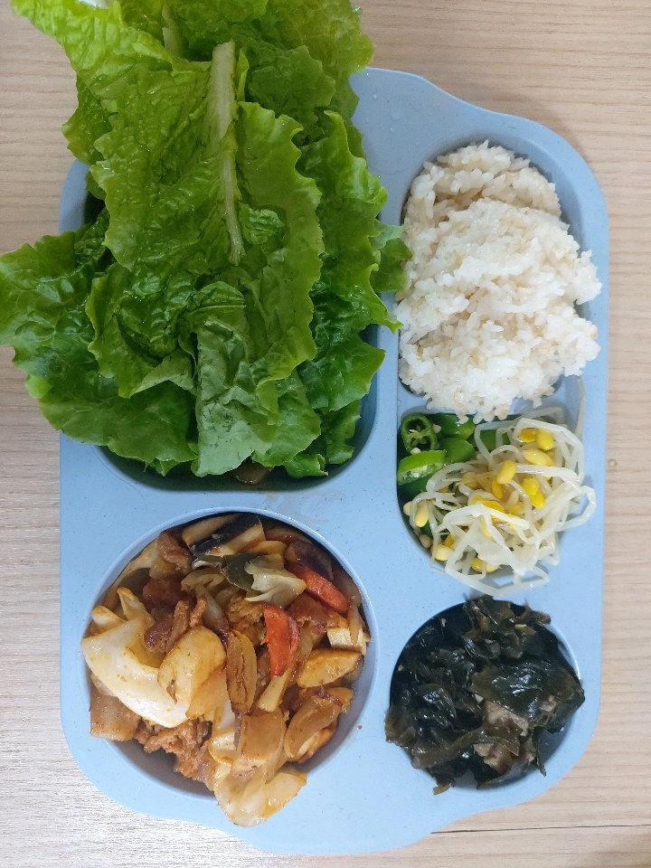 06월 29일( 점심식사 706kcal)