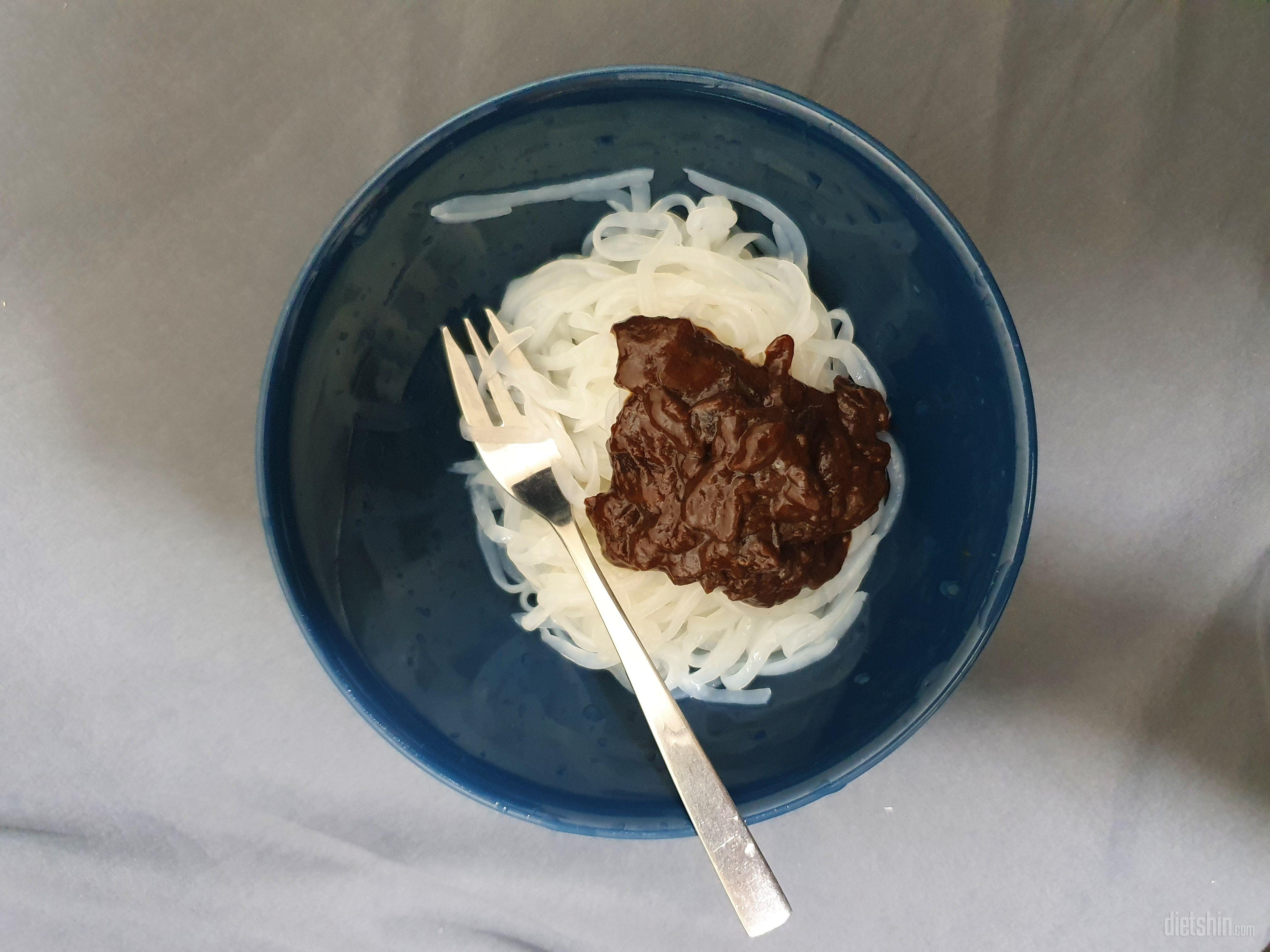 제가 국물있는 라면은 안 좋아하는데