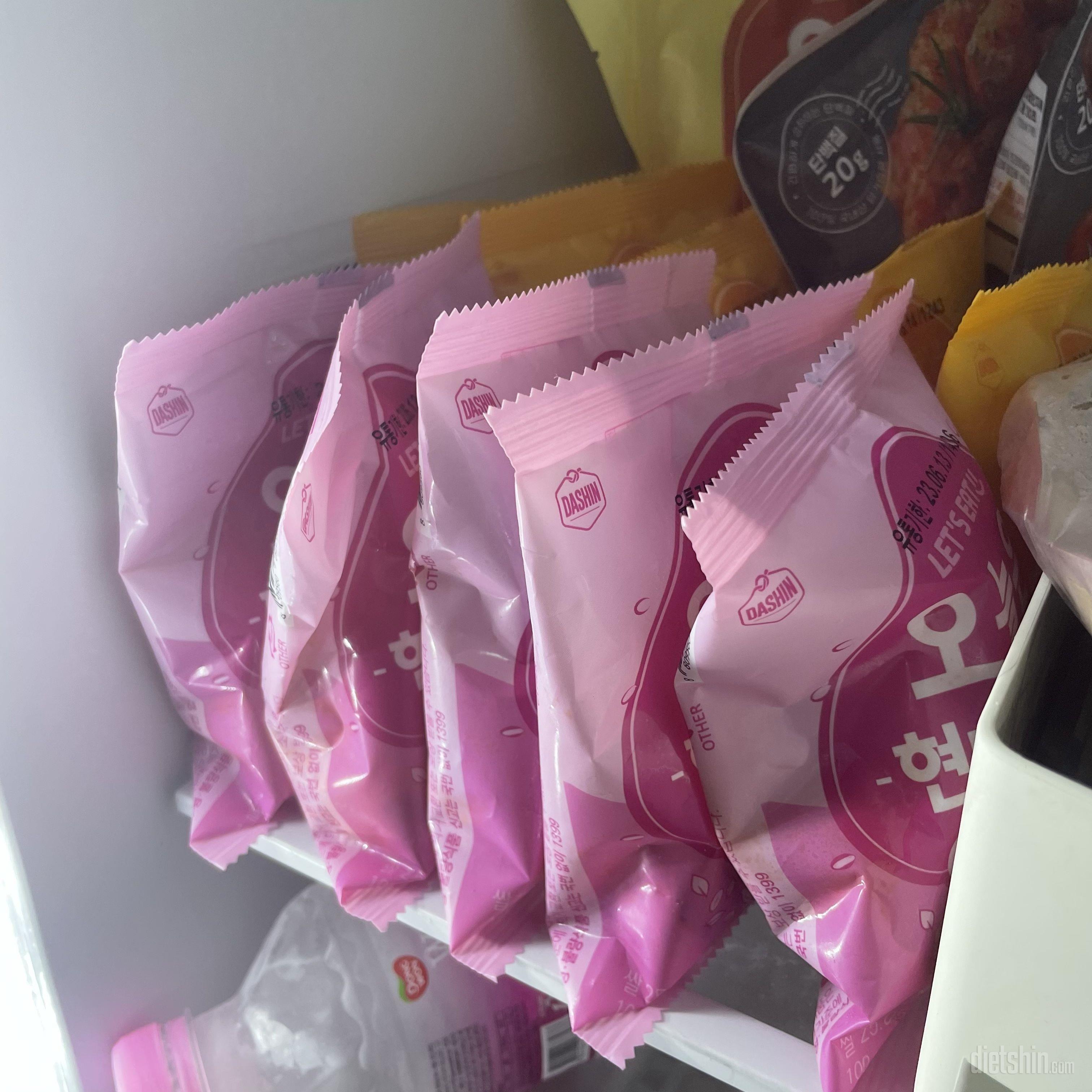 귀찮을때 먹기 딱 좋아요!
맛있는데