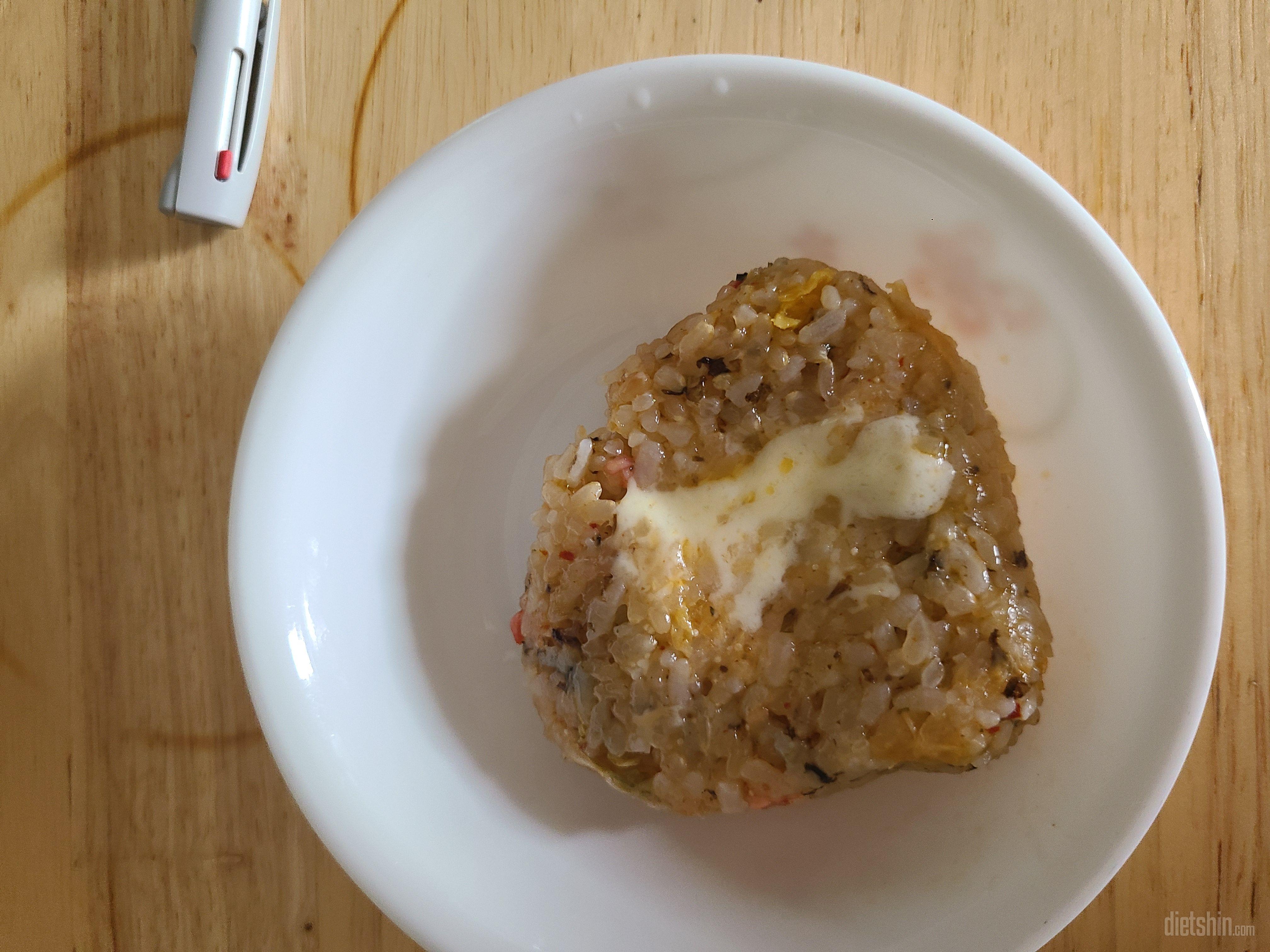 어제 저녁에 받아서 오늘 아침에 곤약