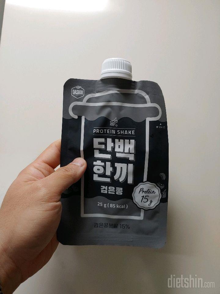 단백한끼 검은콩맛 아주 고소하네요