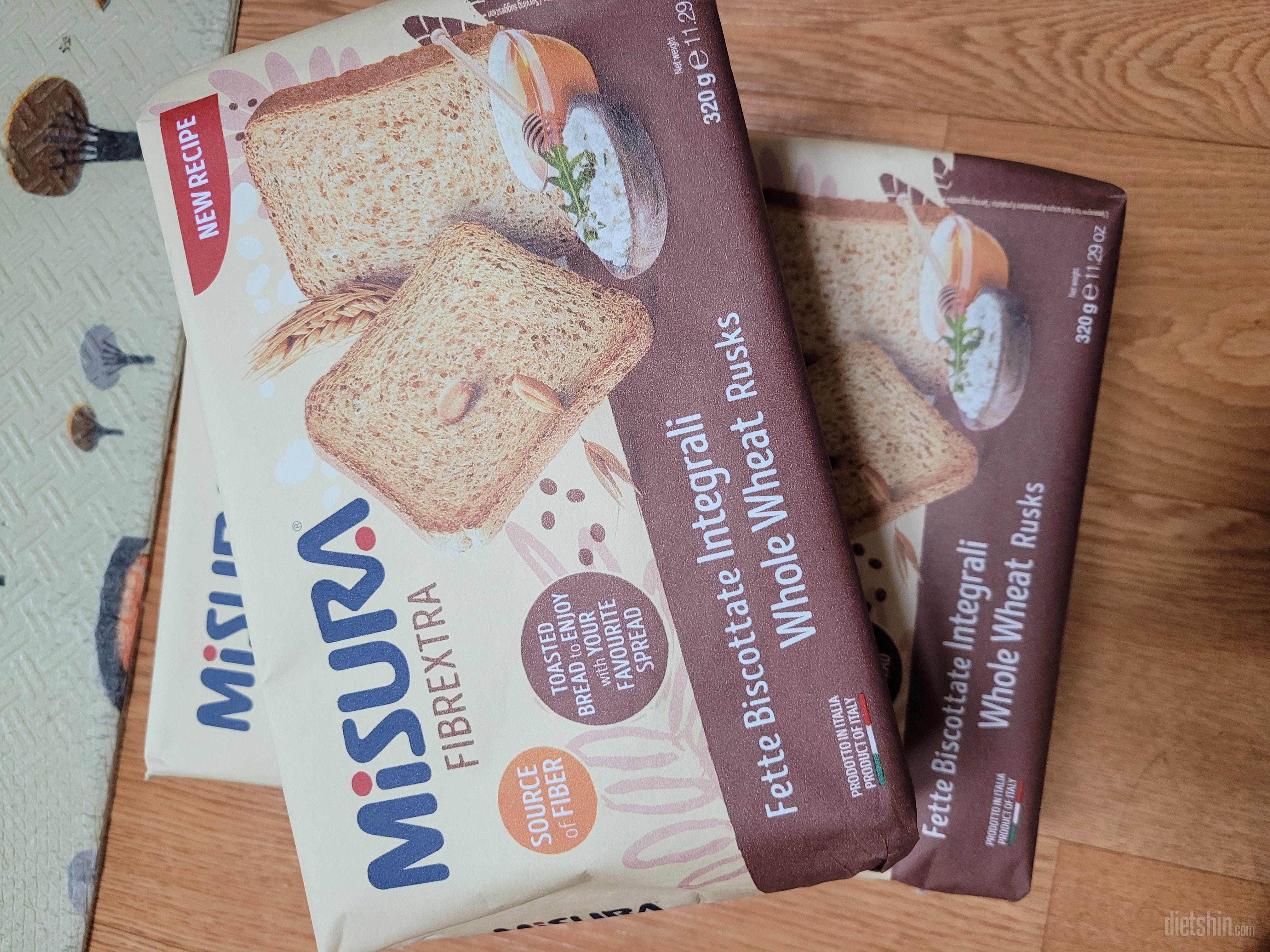 고소하고 맛있어요~~ 

토스트비스킷
