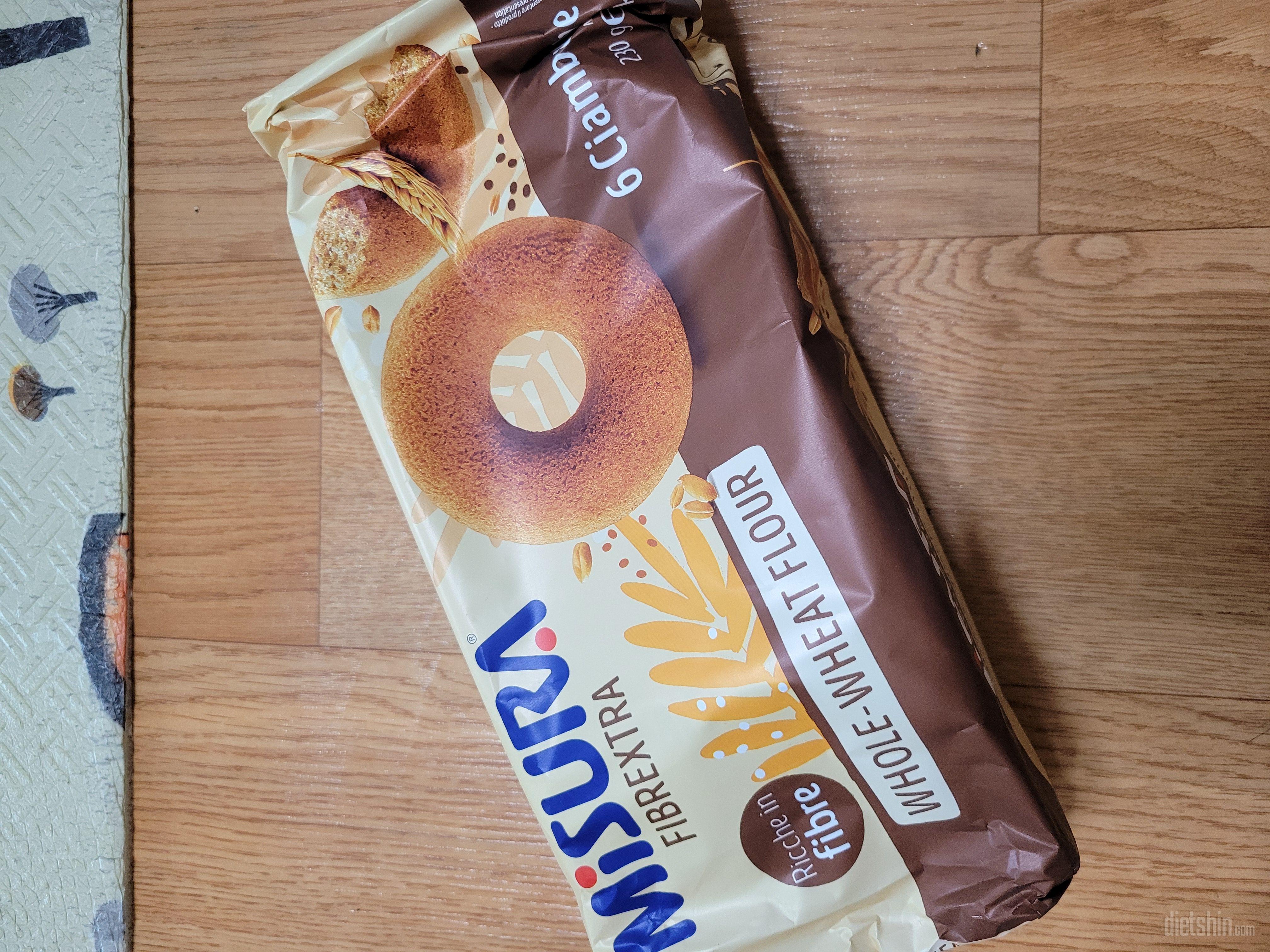 고소하고 맛있어요~~ 

토스트비스킷