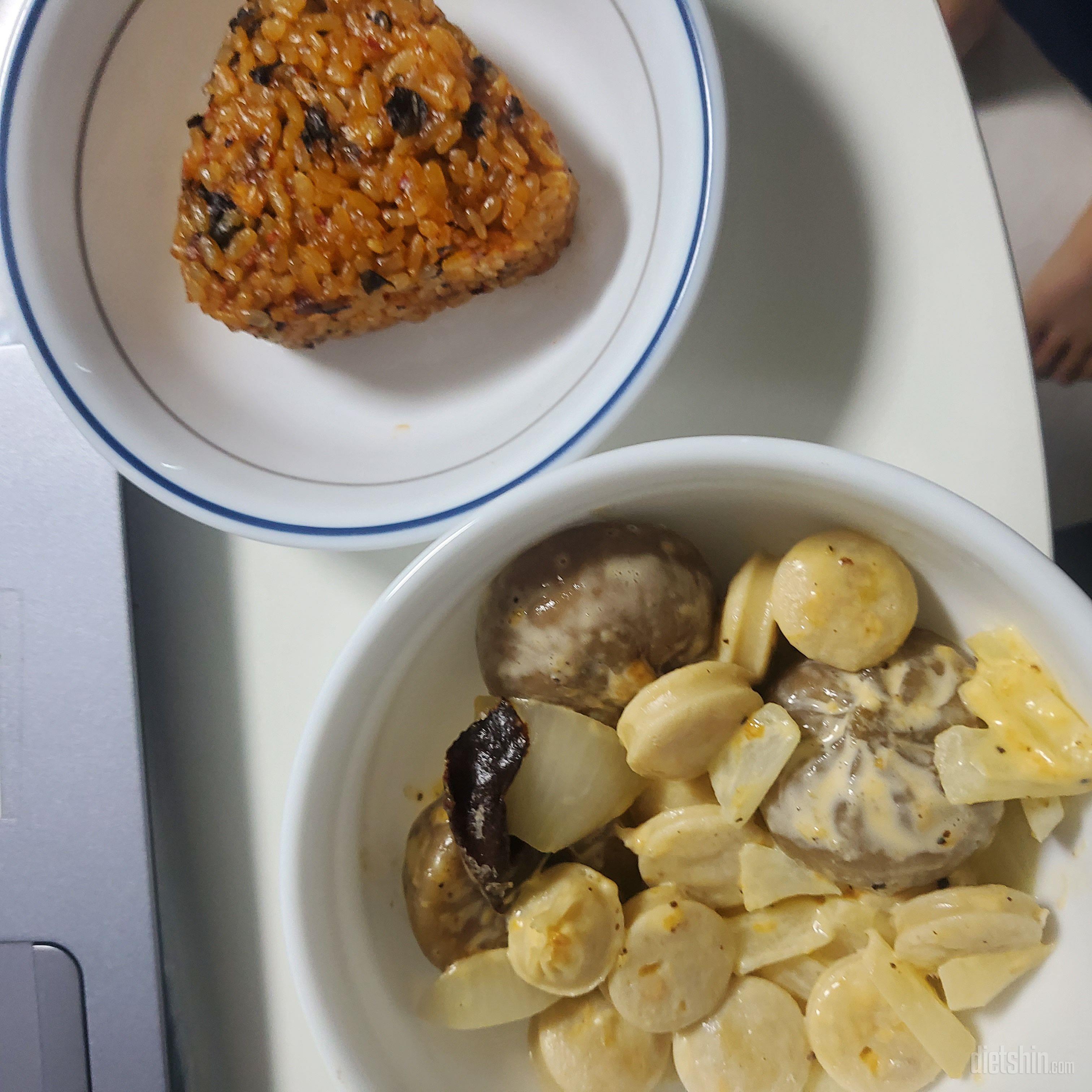 일단 안짜서 좋고요 맛있엉ㅅ