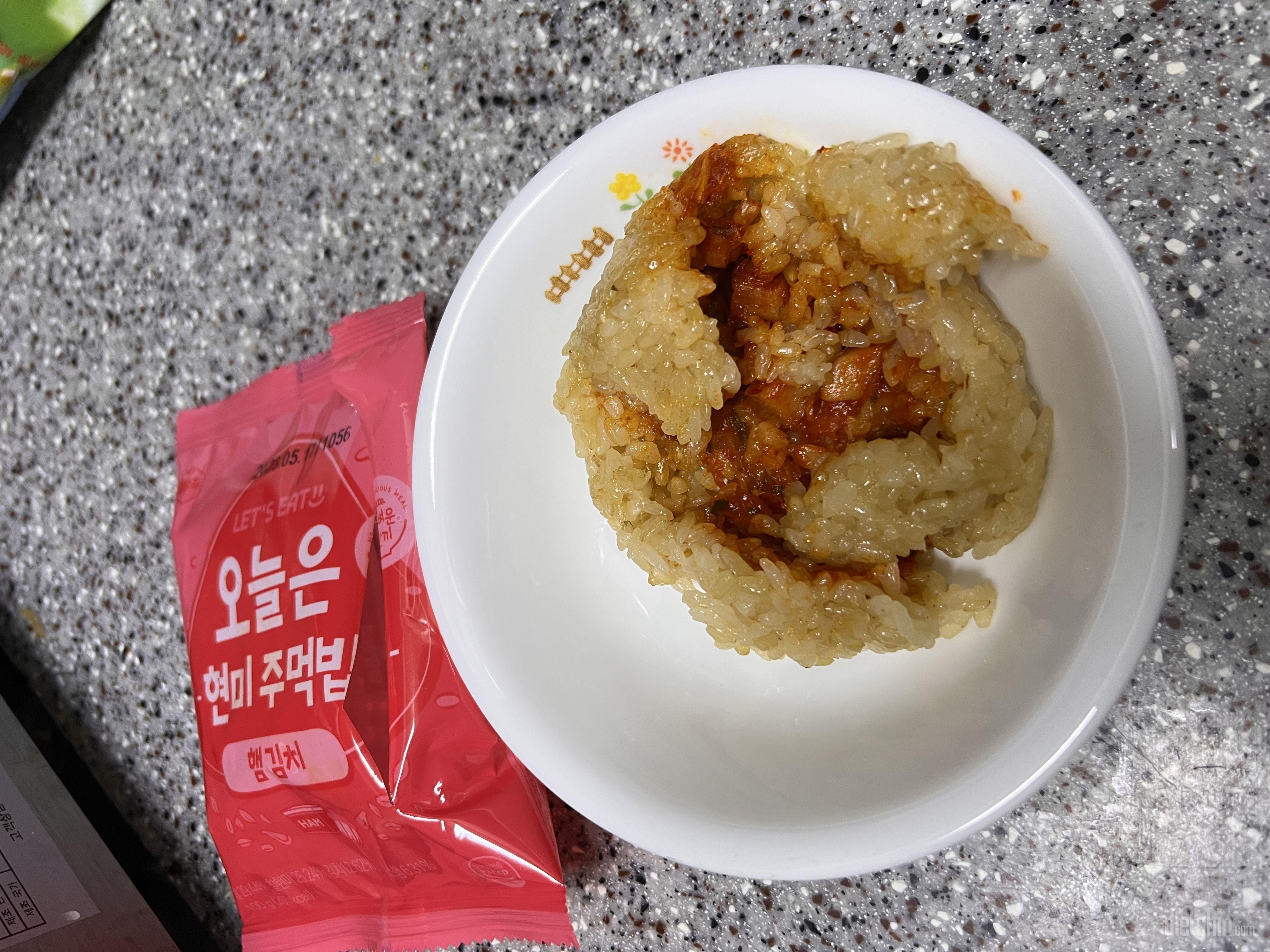 다이어트할때 한끼대용으로 좋은거같습니