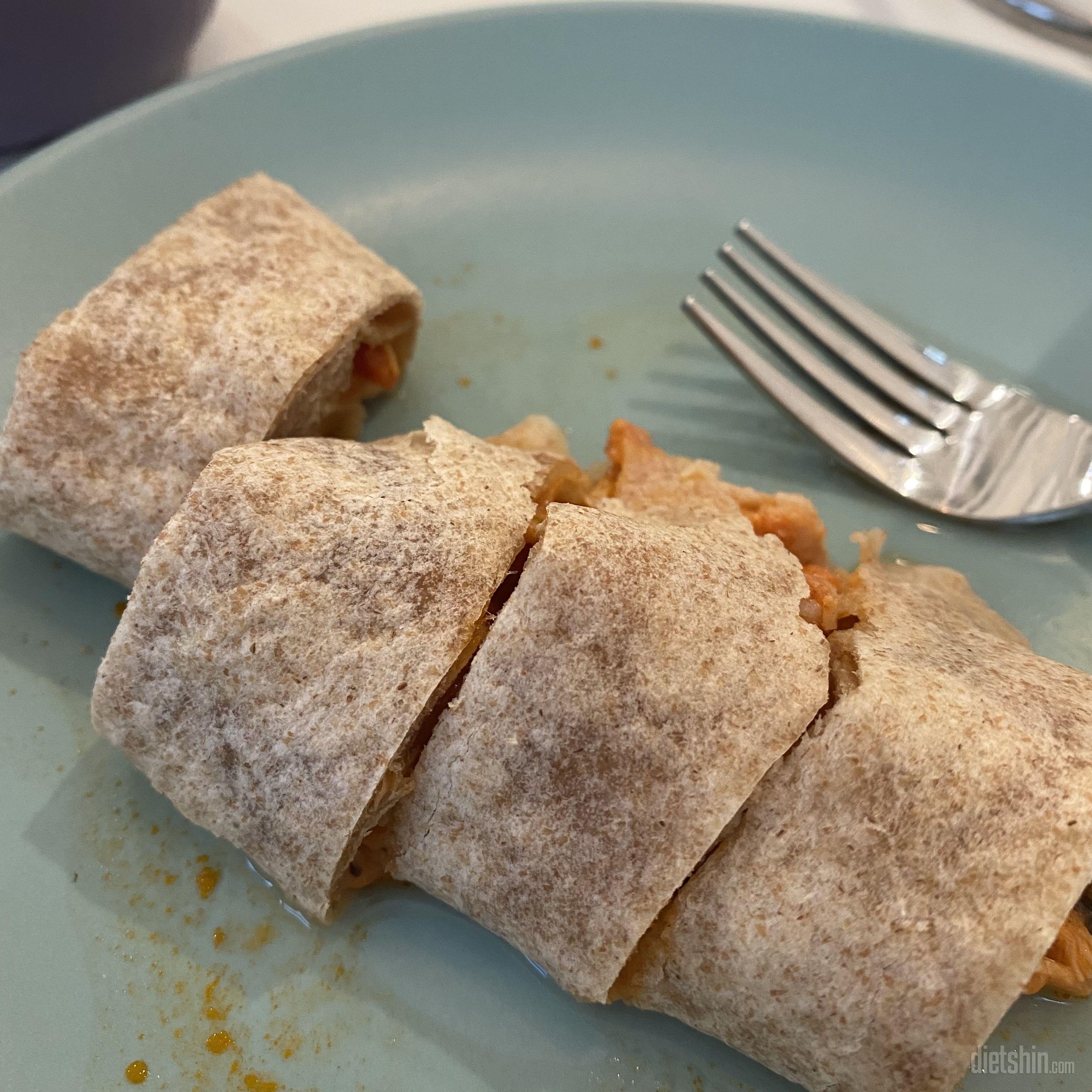 부리또랑 소세지 왤케 맛있음ㅠㅠㅠ존맛