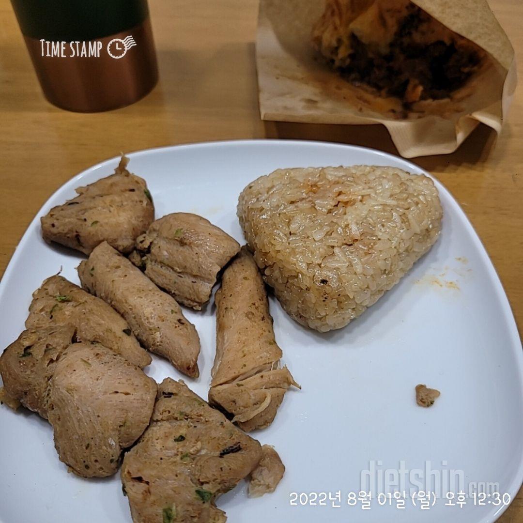 첫 런칭때 먹어보고 햄김치도 행사하길
