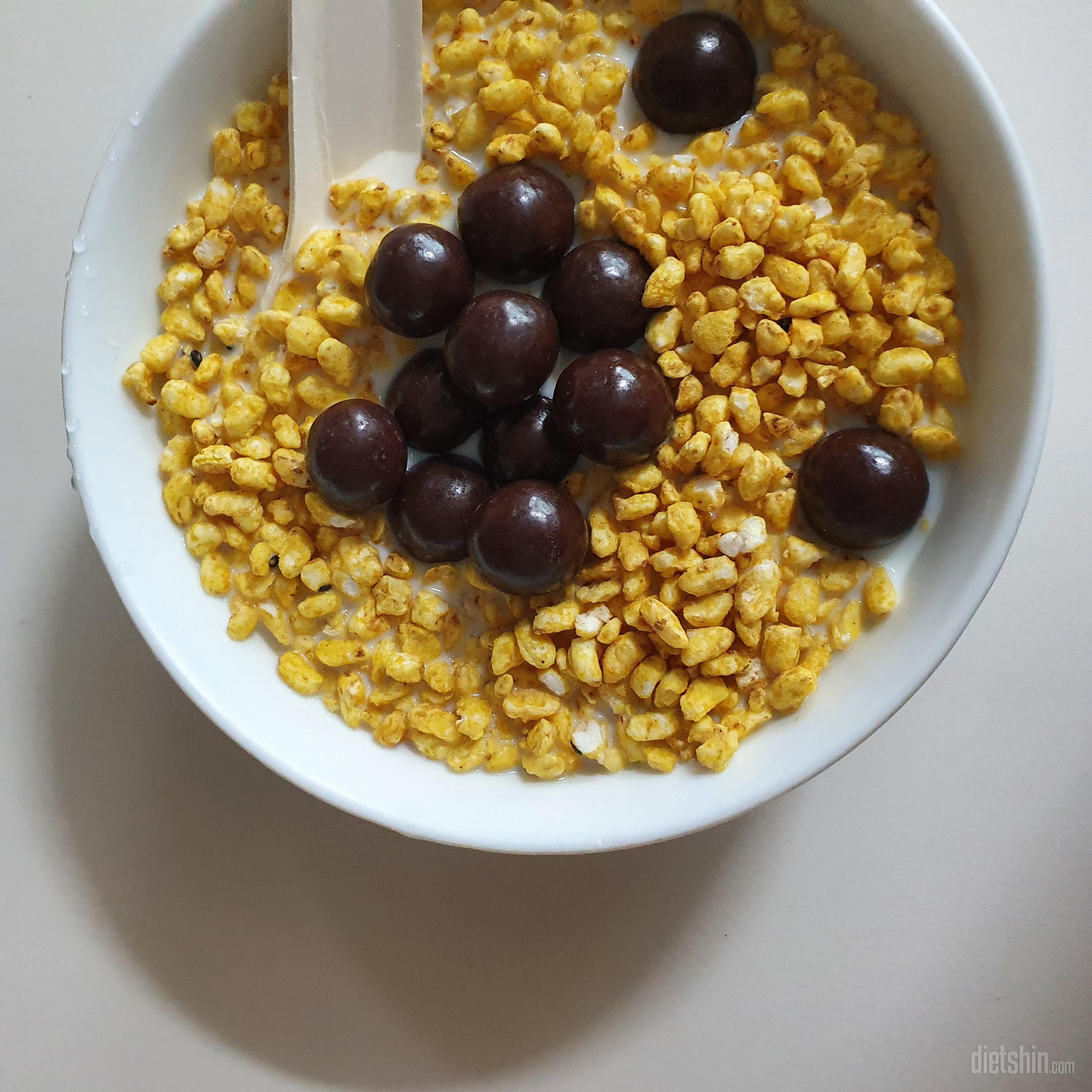 시리얼에 넣어먹으면 더 맛있어요.