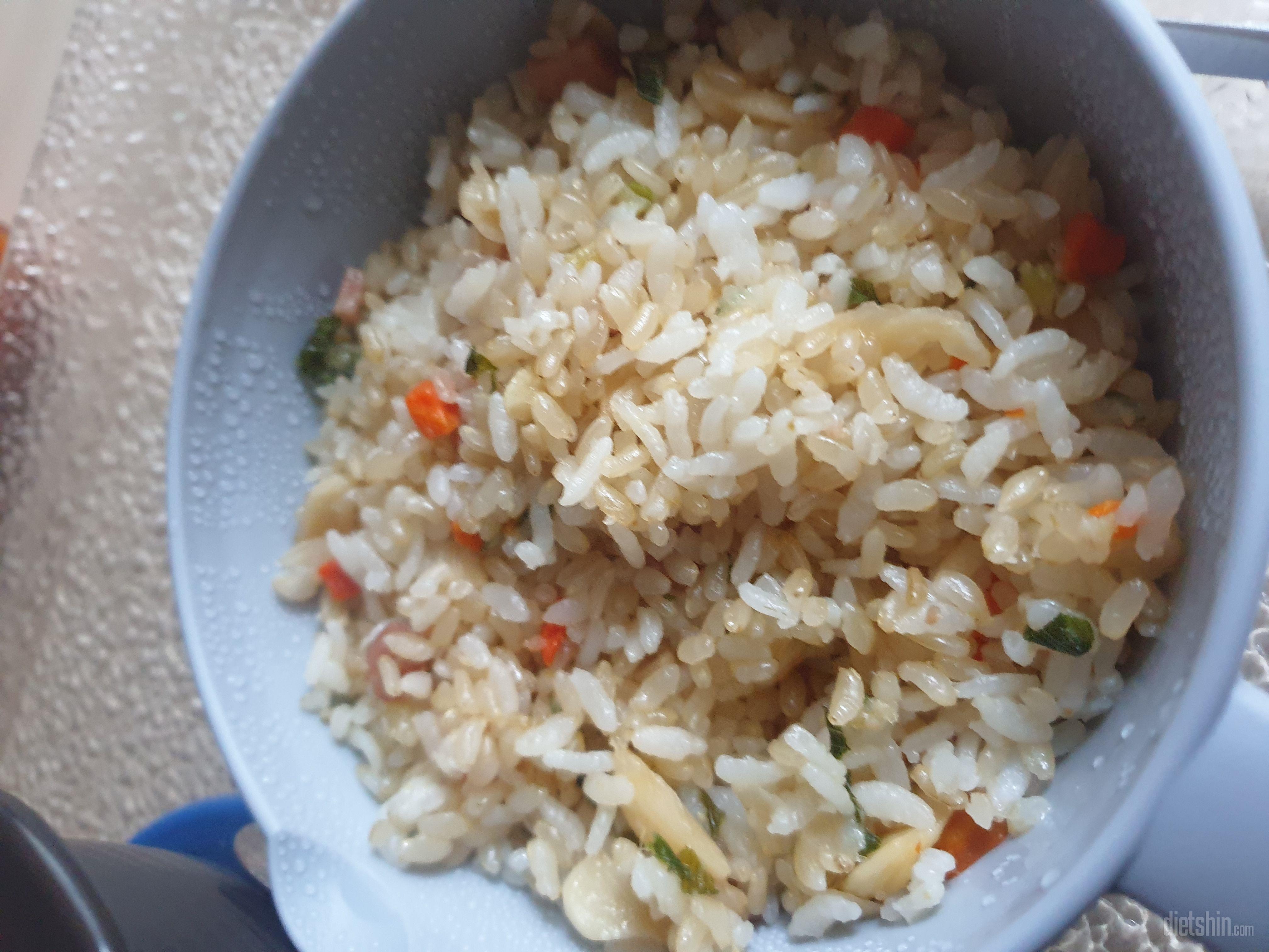 맛있습니다~~~ 곤약 맛 안나고 좋더