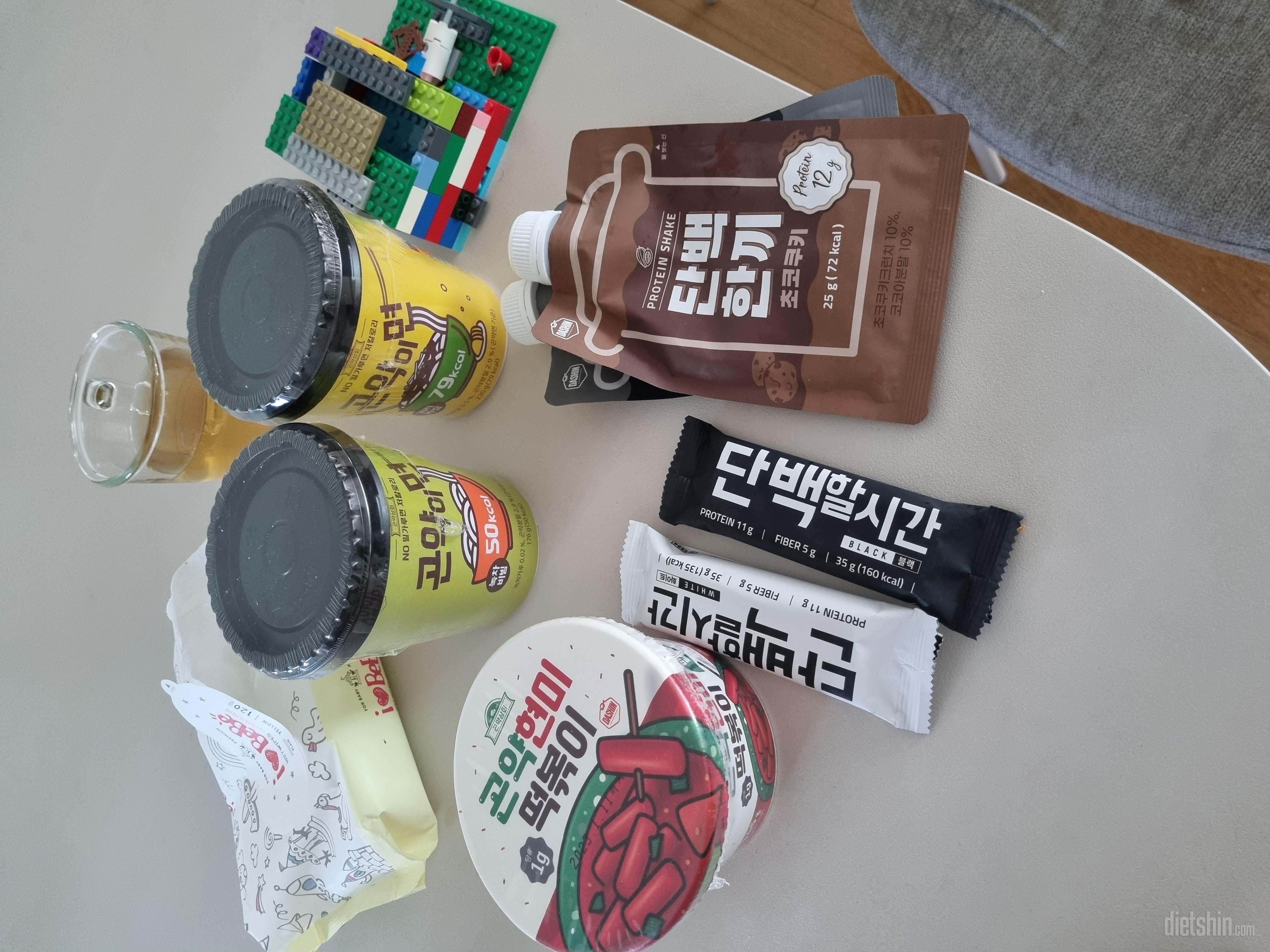 곡물맛은 미숫가루굳힌맛이에요
다른단