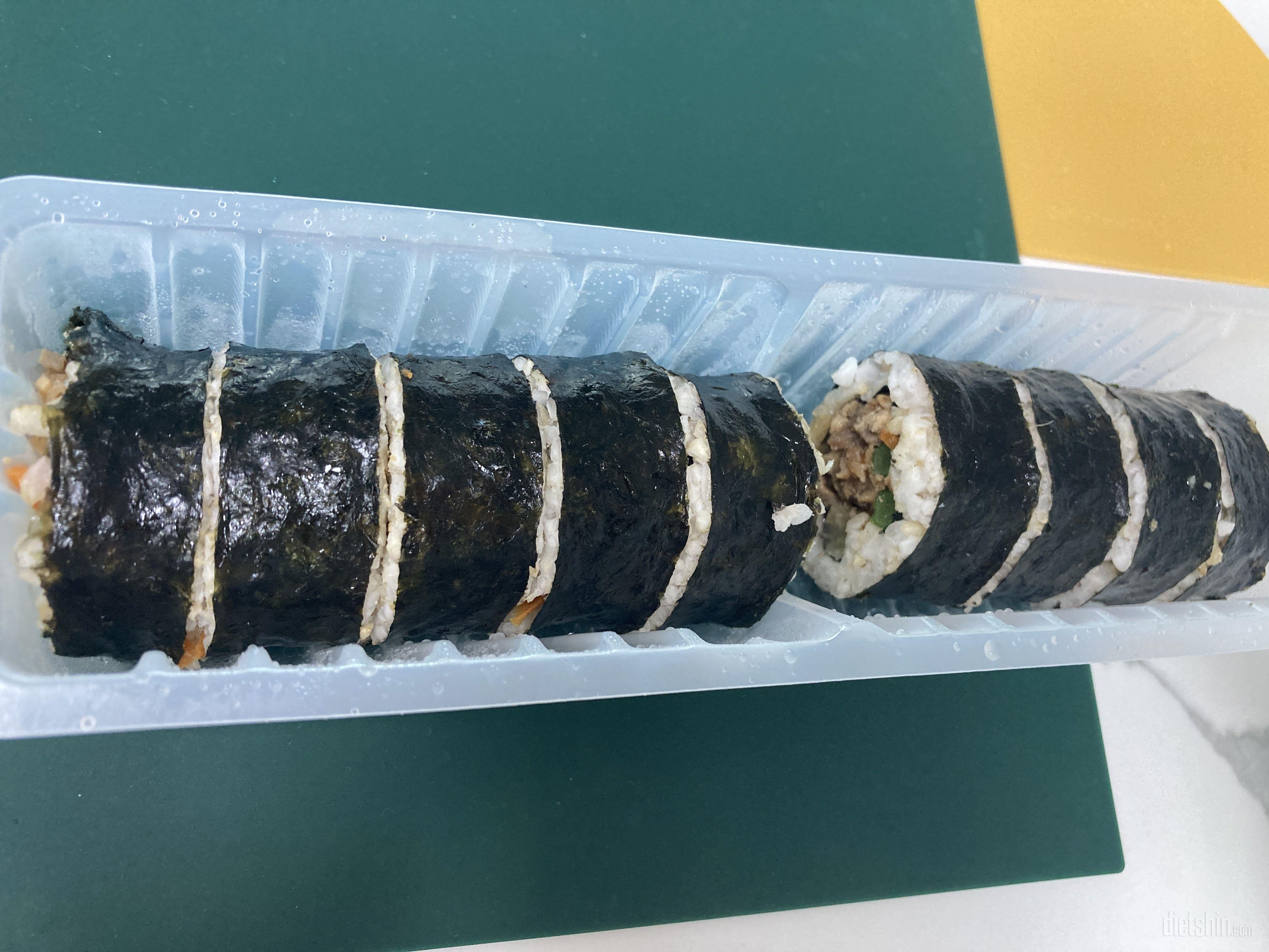 불고기 김밥만 시켜봤는게 맛이 괜찮네