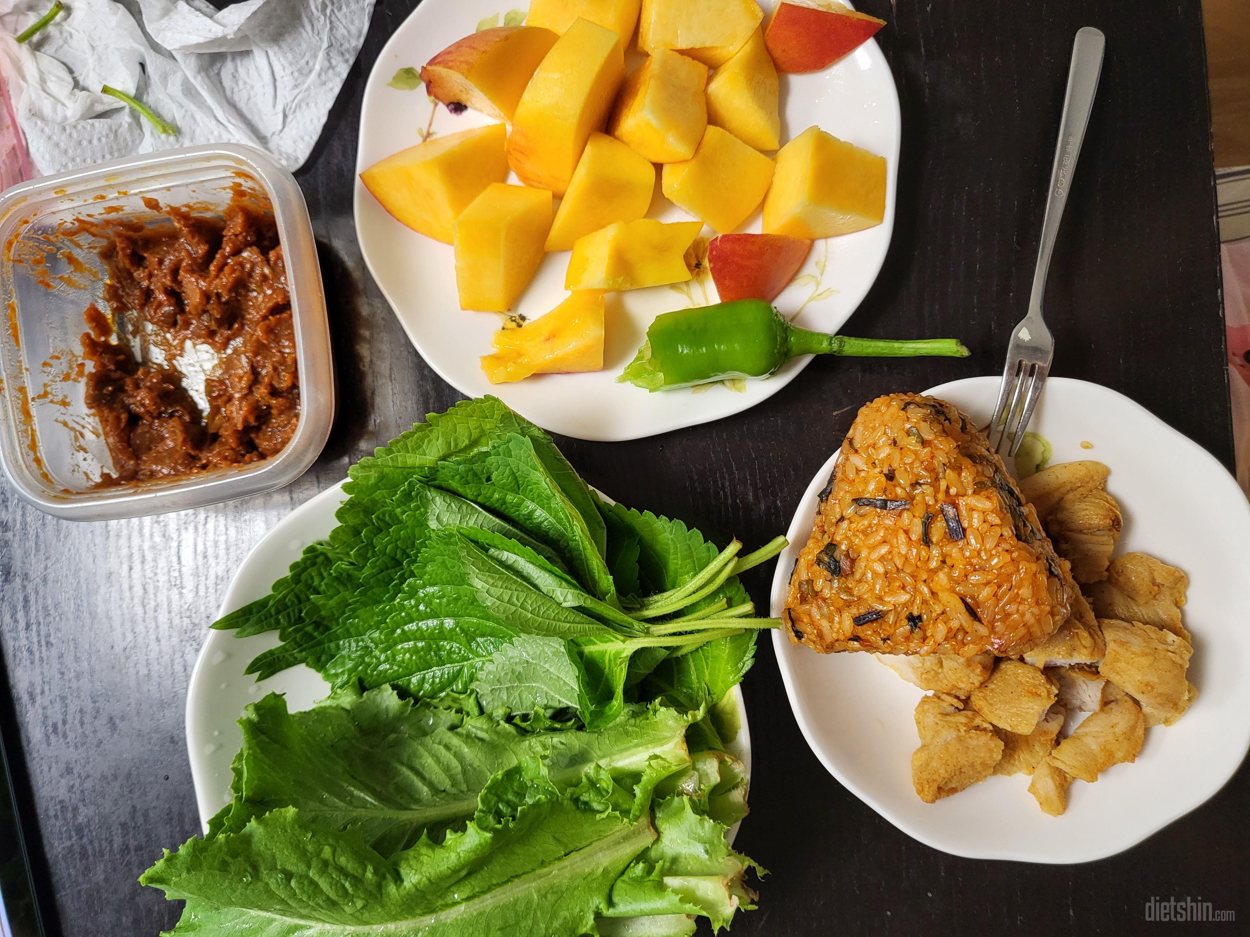 맛있어요 김싸서 먹으면 더좋아요