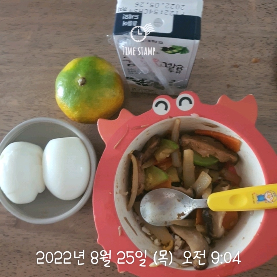 08월 25일( 아침식사 421kcal)