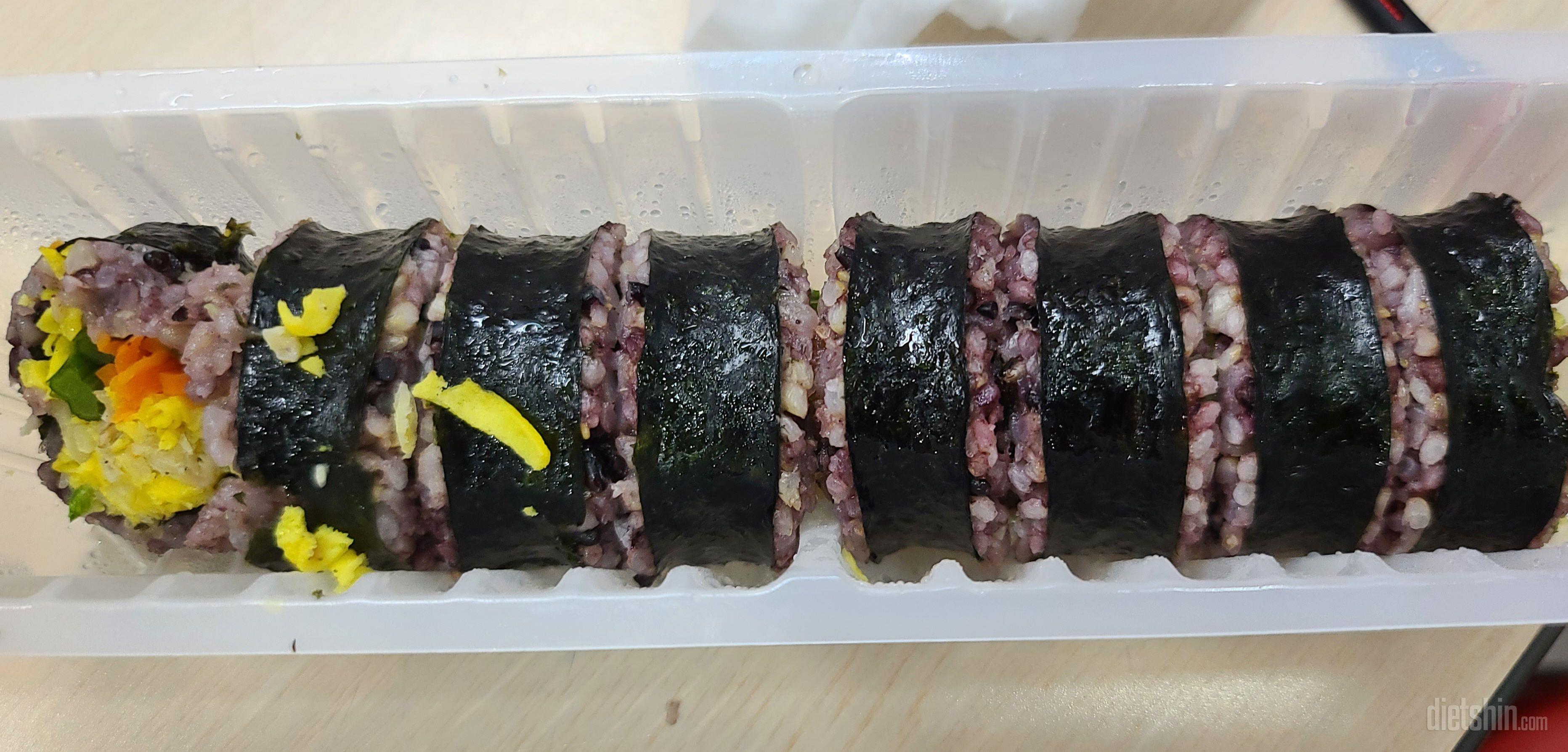 기대가 컸나 생각했던 맛은 아닌데요