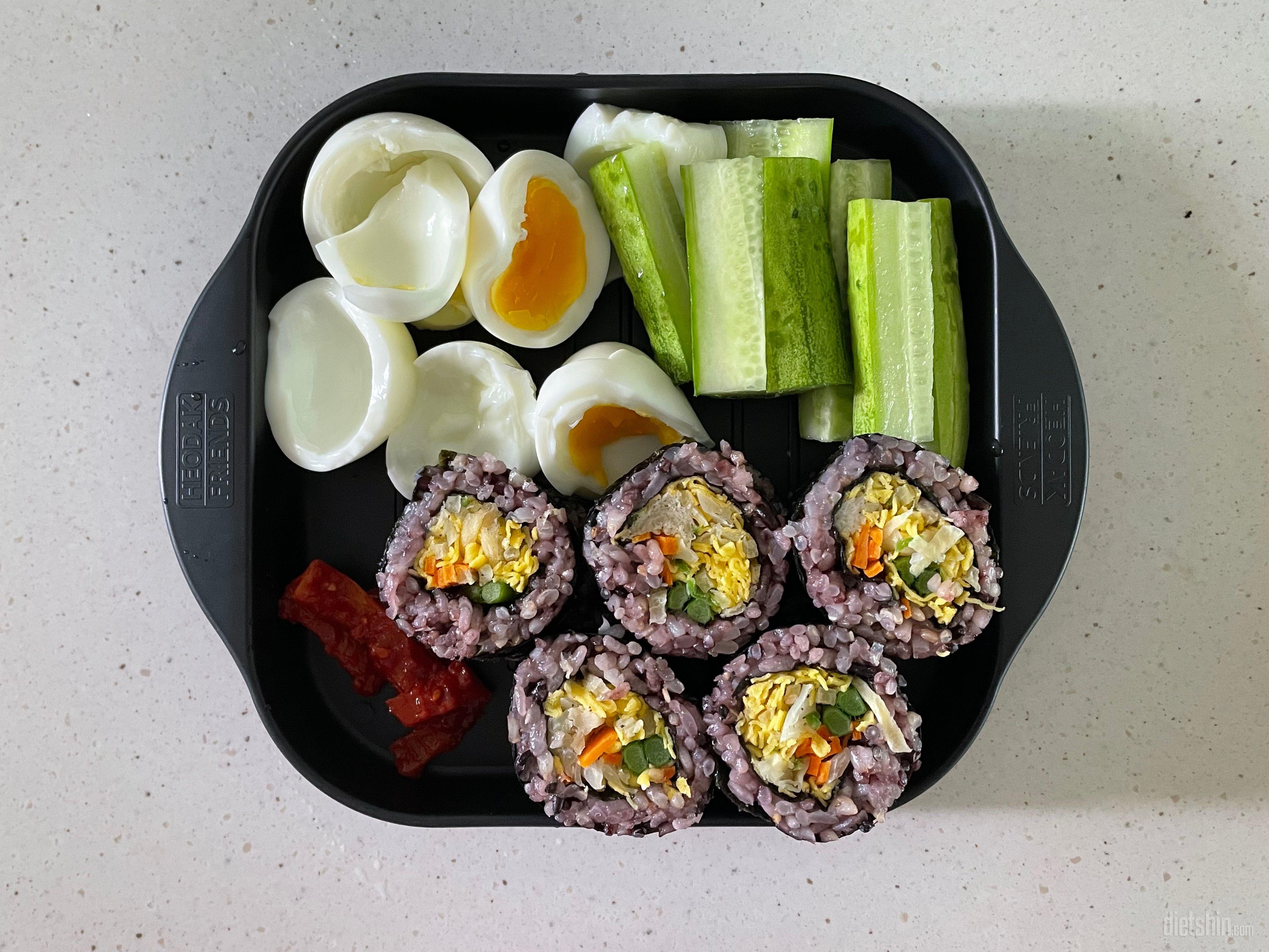 요즘 김밥집가면 기본이 3500원인데