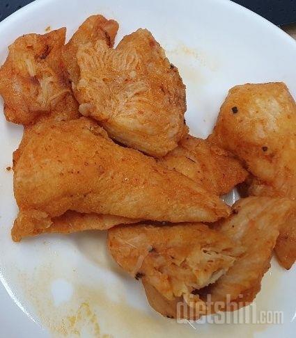 살짝 닭냄새가 나긴하지만 먹을만 합니