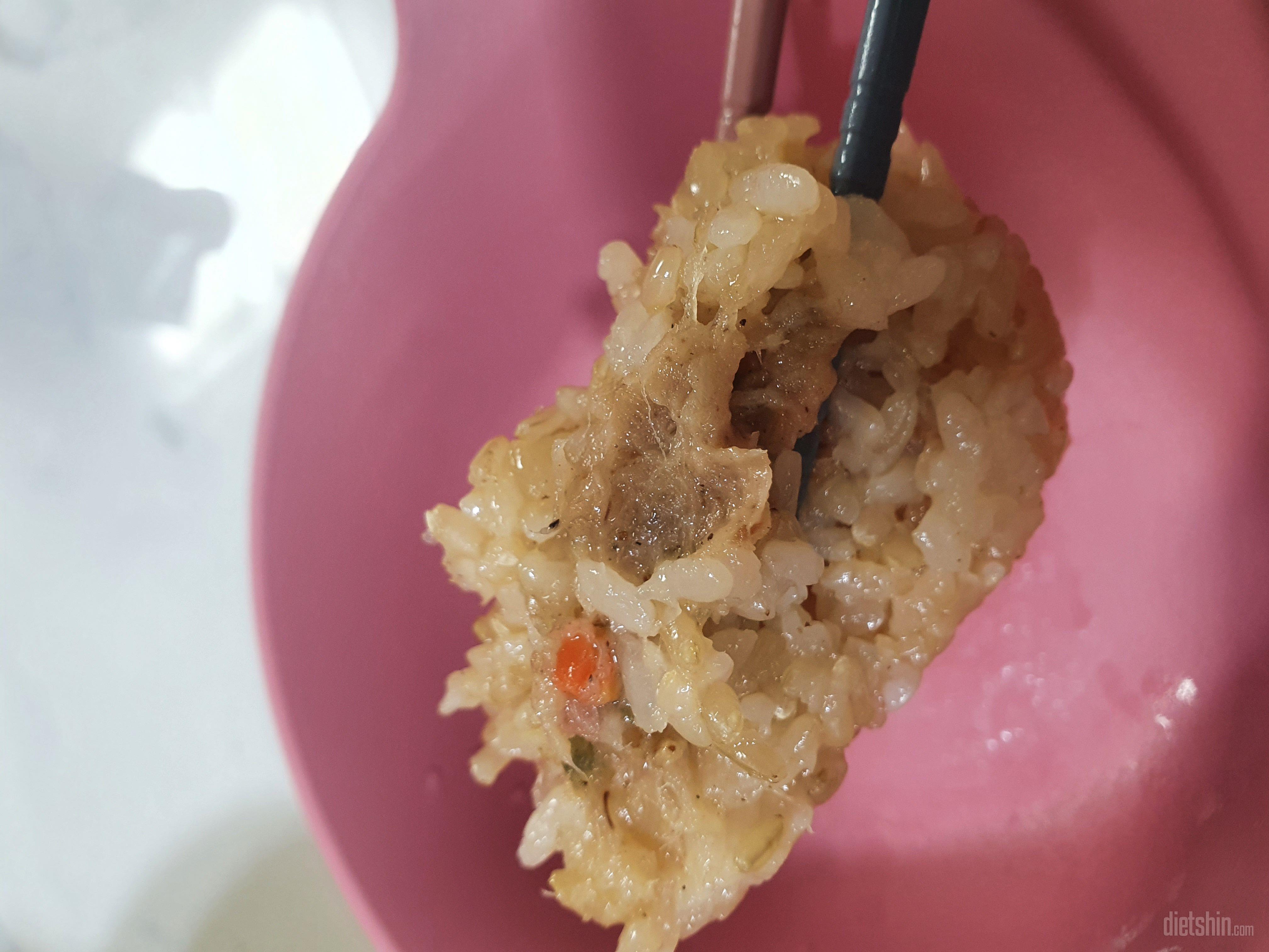 처음 먹는게 참치마요 맛인데 안에 고