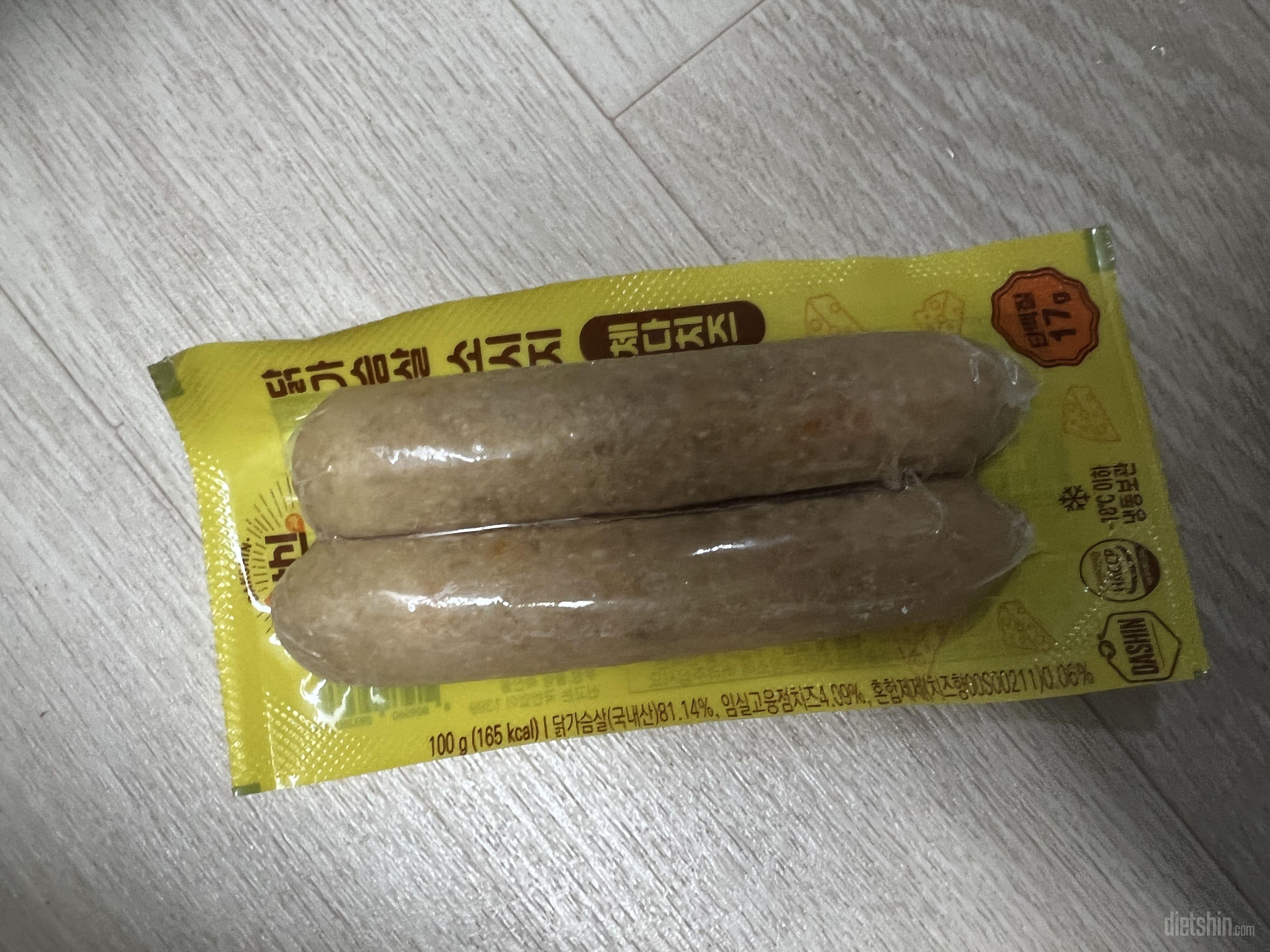 치즈가 콕콕 박혀서 넘 마싯어요!