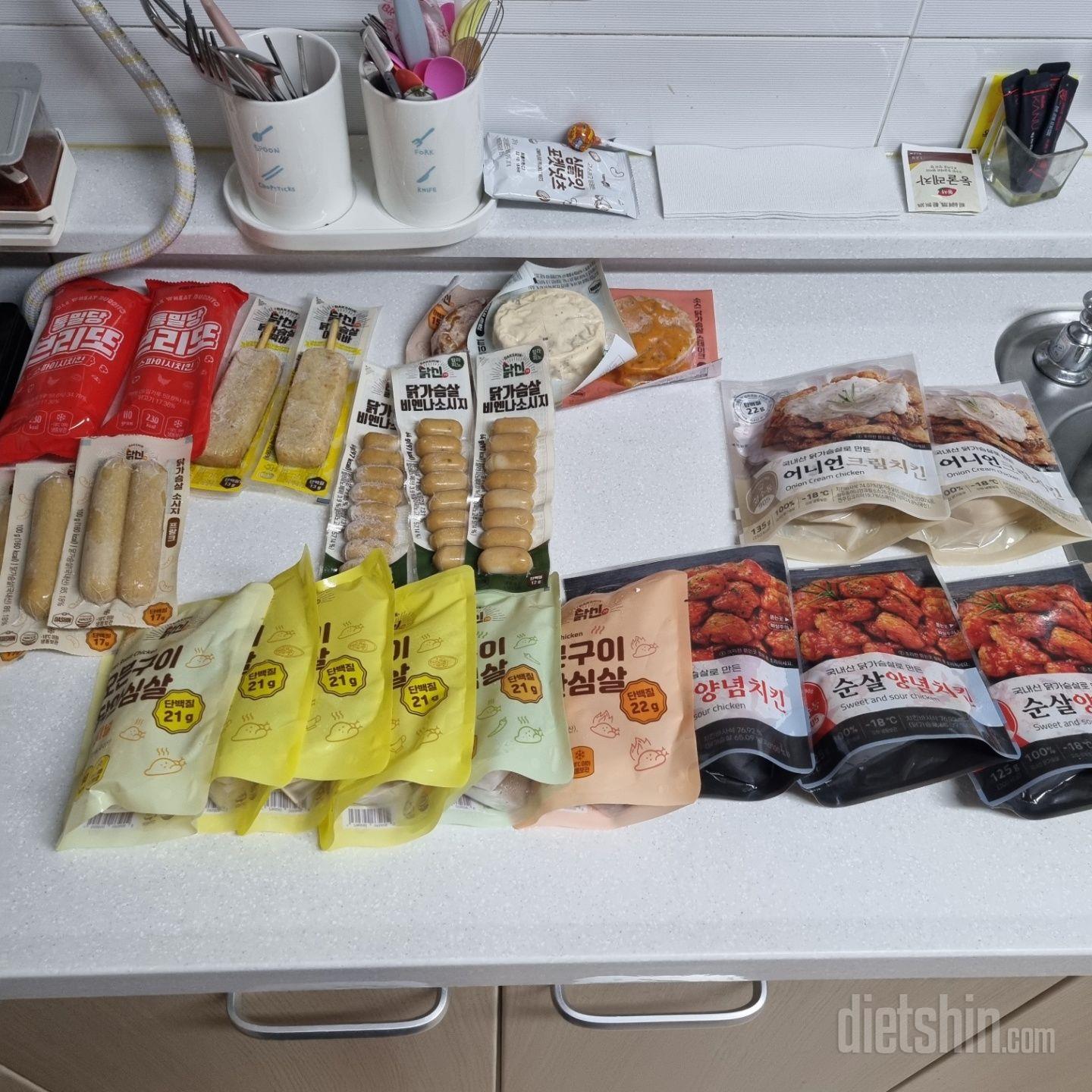 배송이 빨랐고 제품들도 다 꽝꽝언 냉