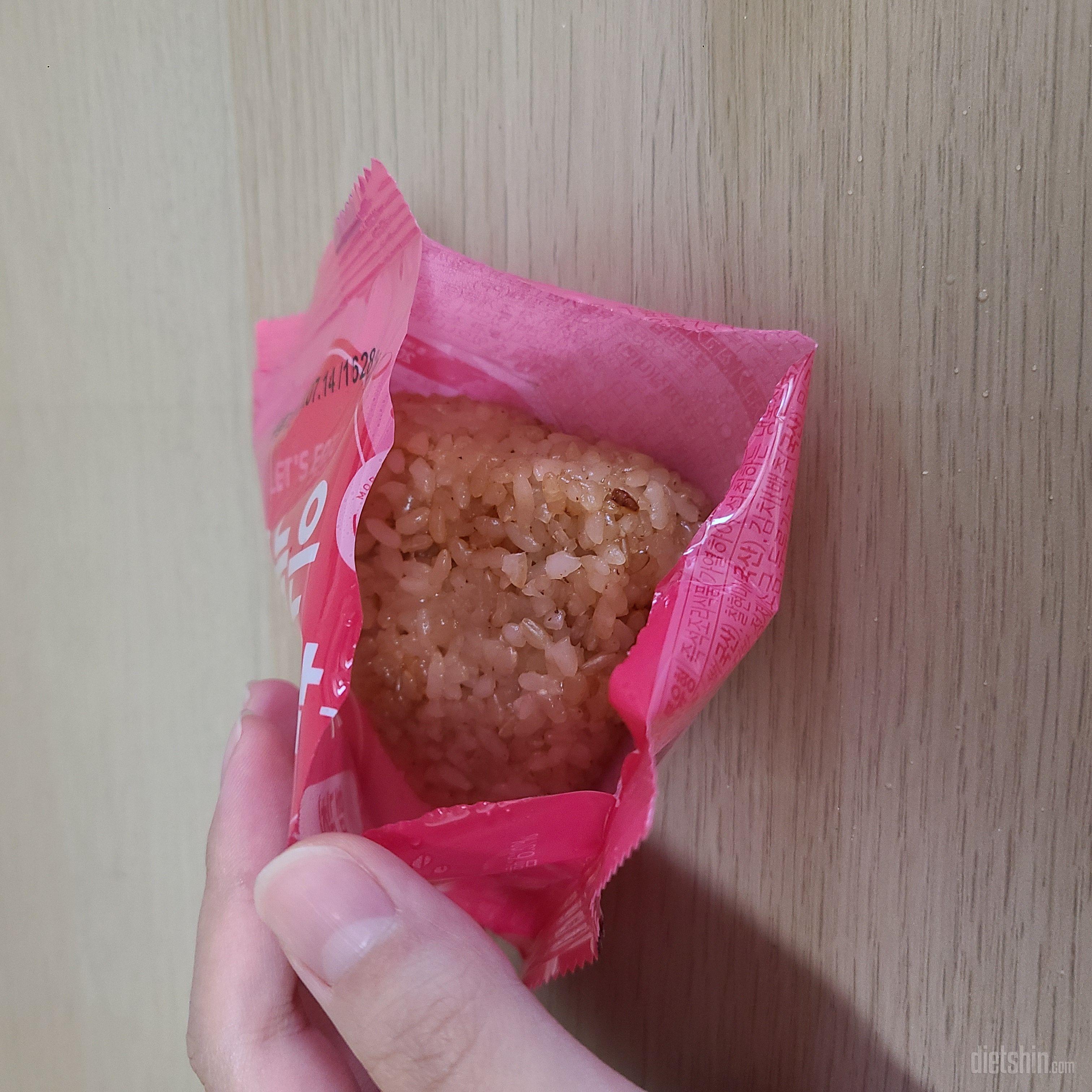 일단 먹기 편하고 그냥 찢어서 전자레