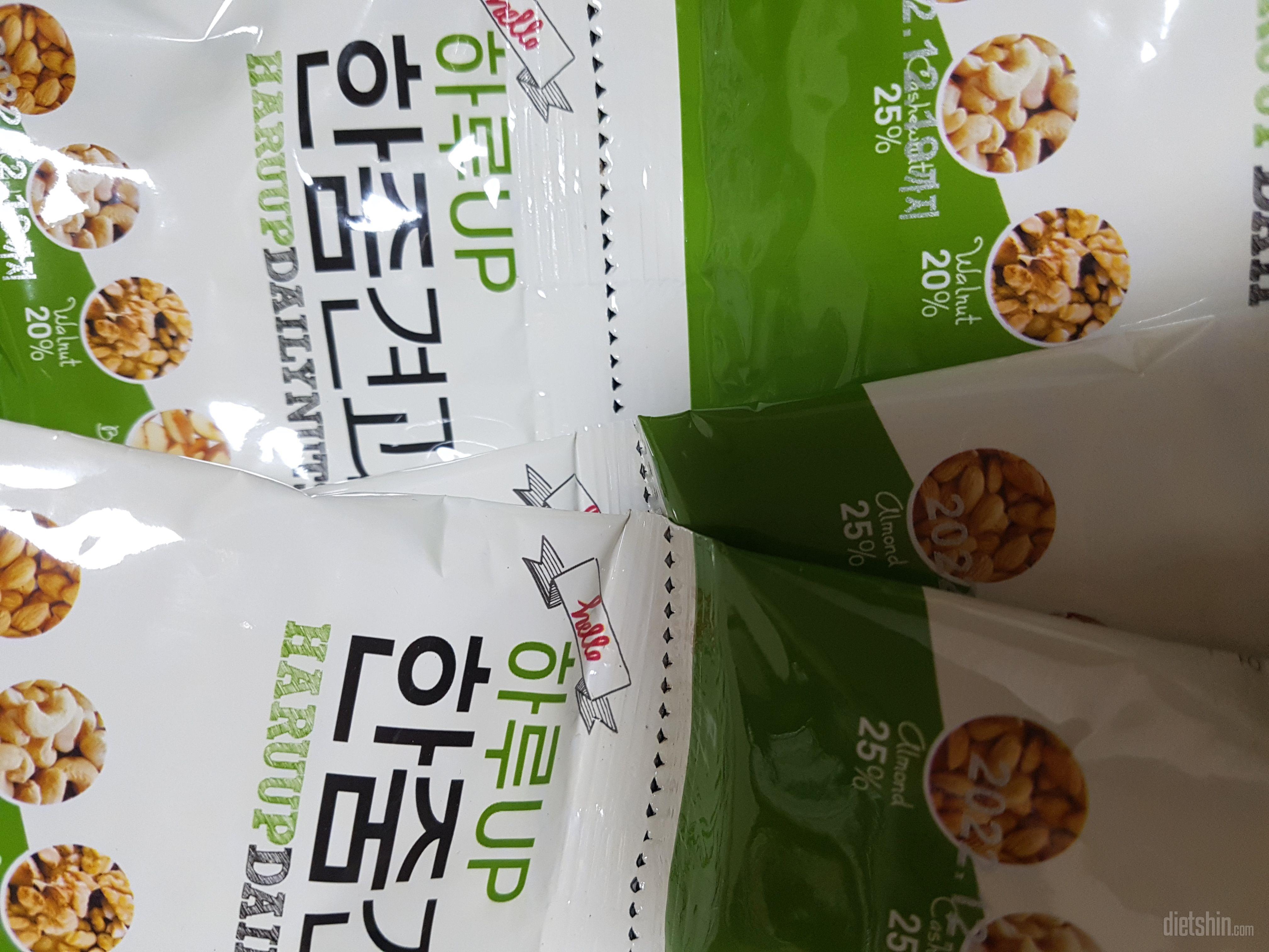 견과류가 크고 첨가물도 없어서 계속