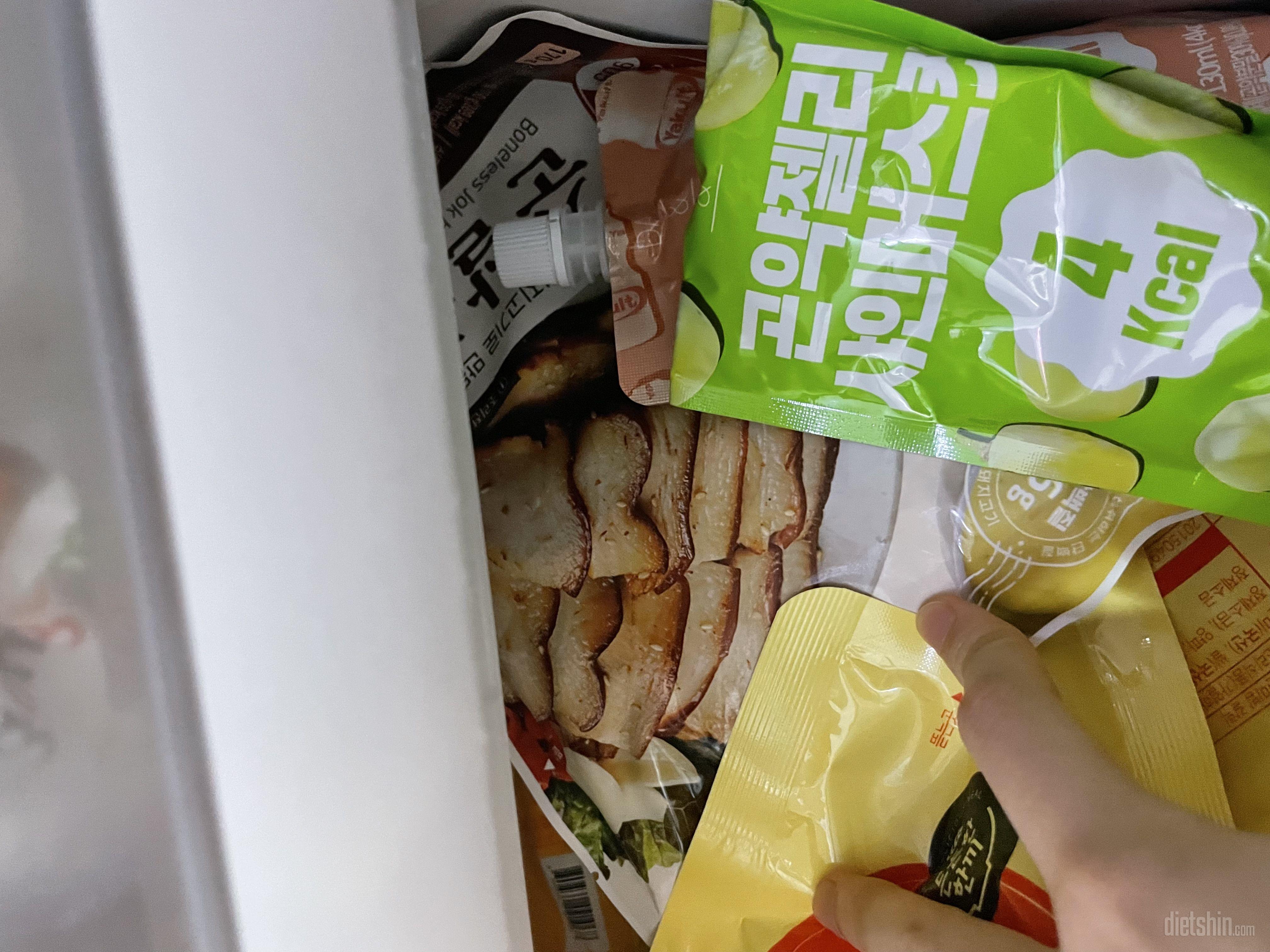 족발 아직 안먹어봣는데 기대중입니당ㅇ
