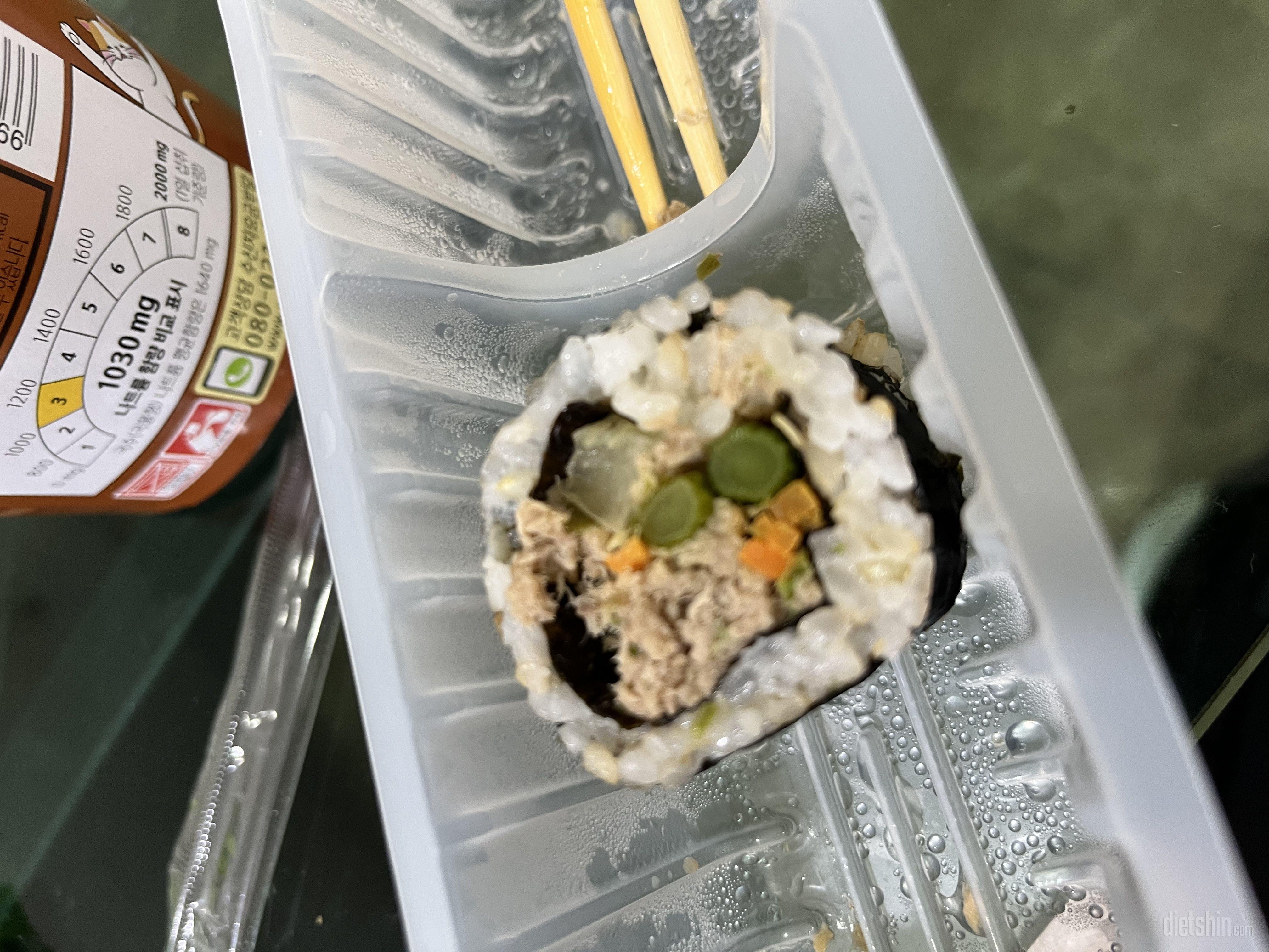 넘맛있어요!! 진짜 김밥 맛이라 거부