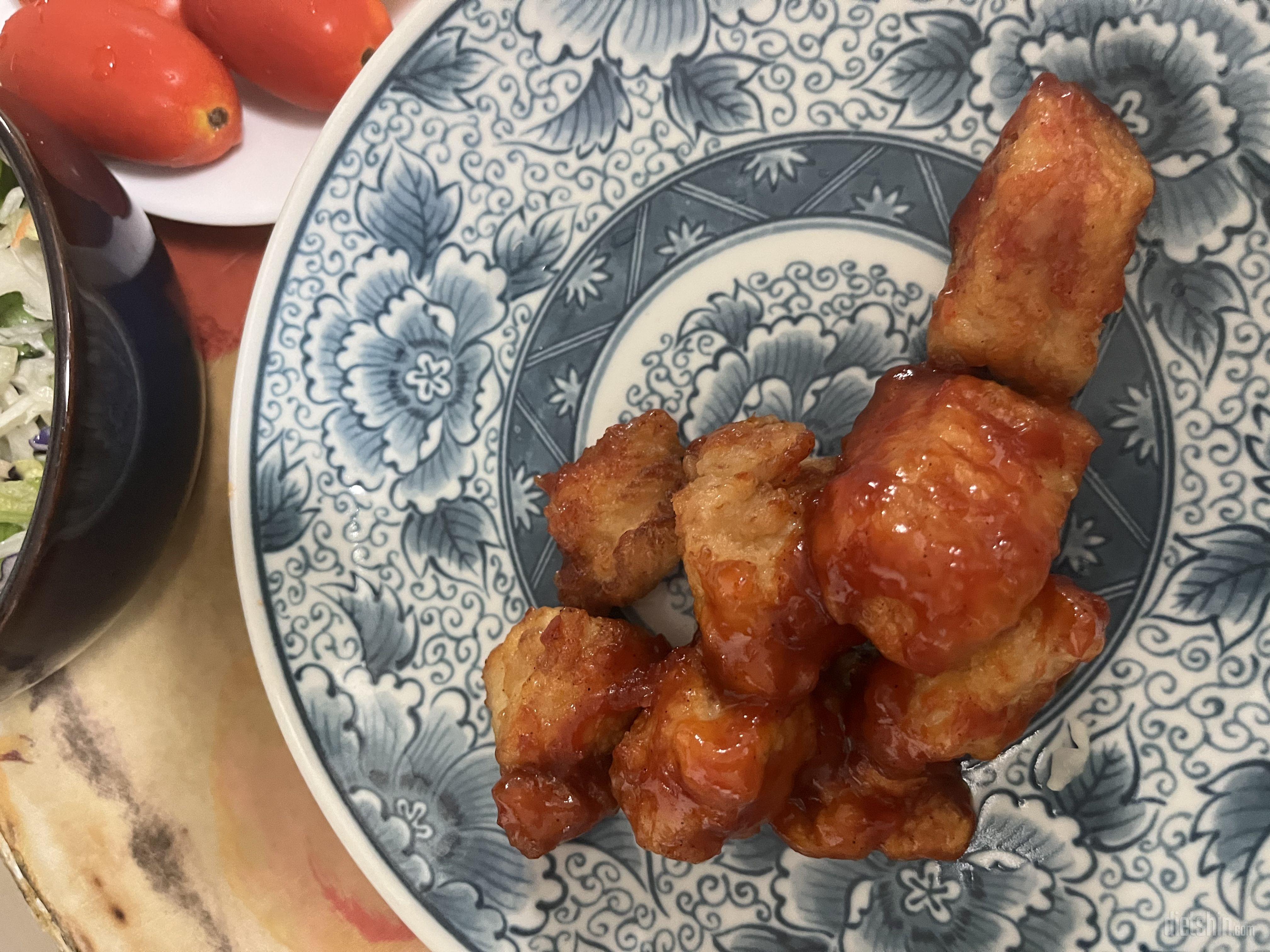 혼자 치킨땡길때 이거 드시면 되요 ㅋ