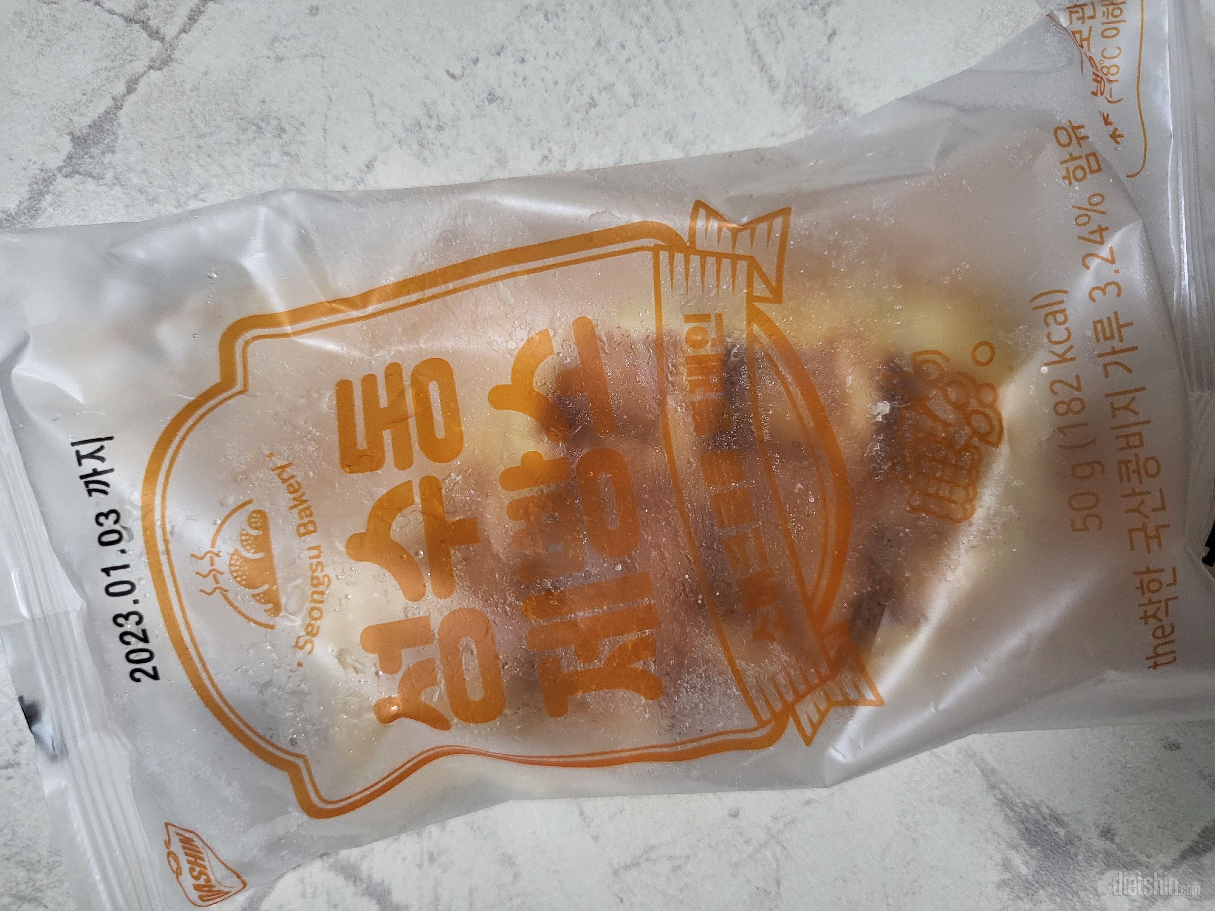오랜만에 시켰어요.달달하니 맛있음