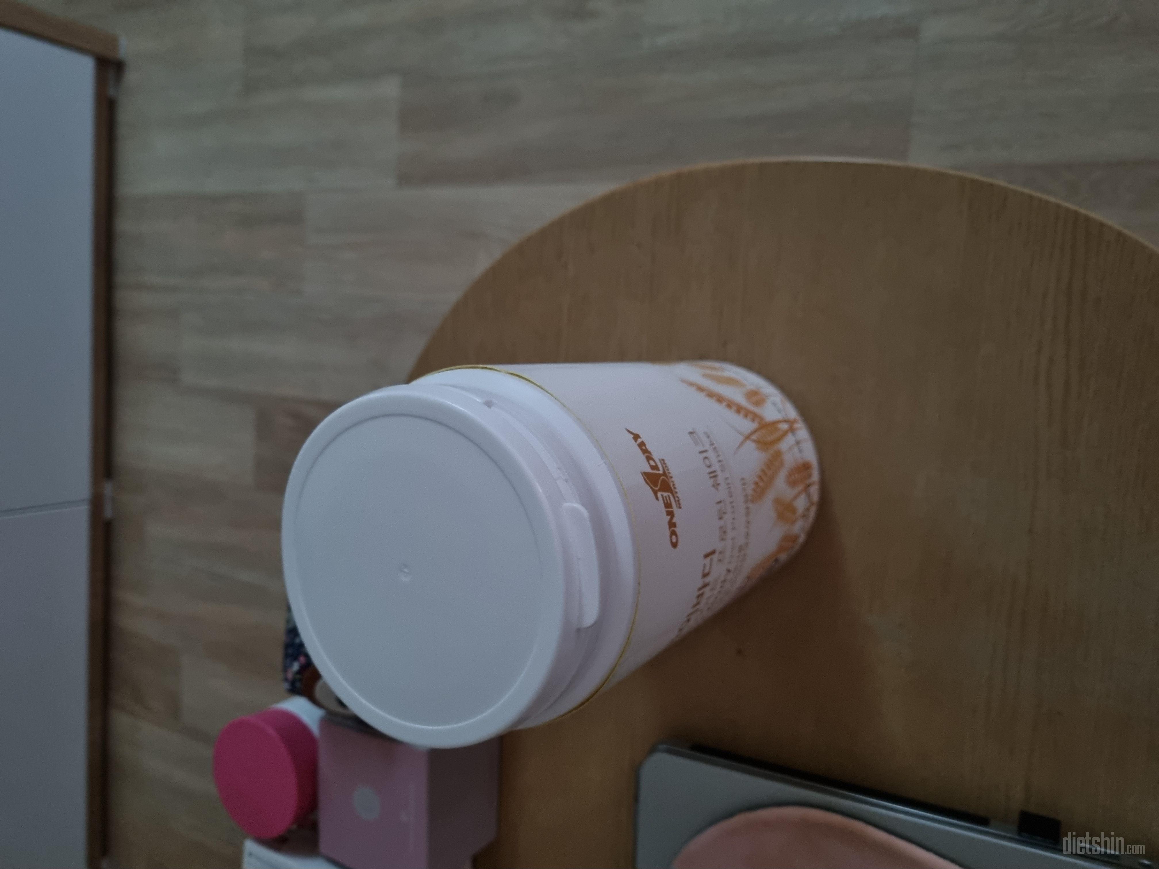 먹기편해요  두유에 타서 먹고있어요