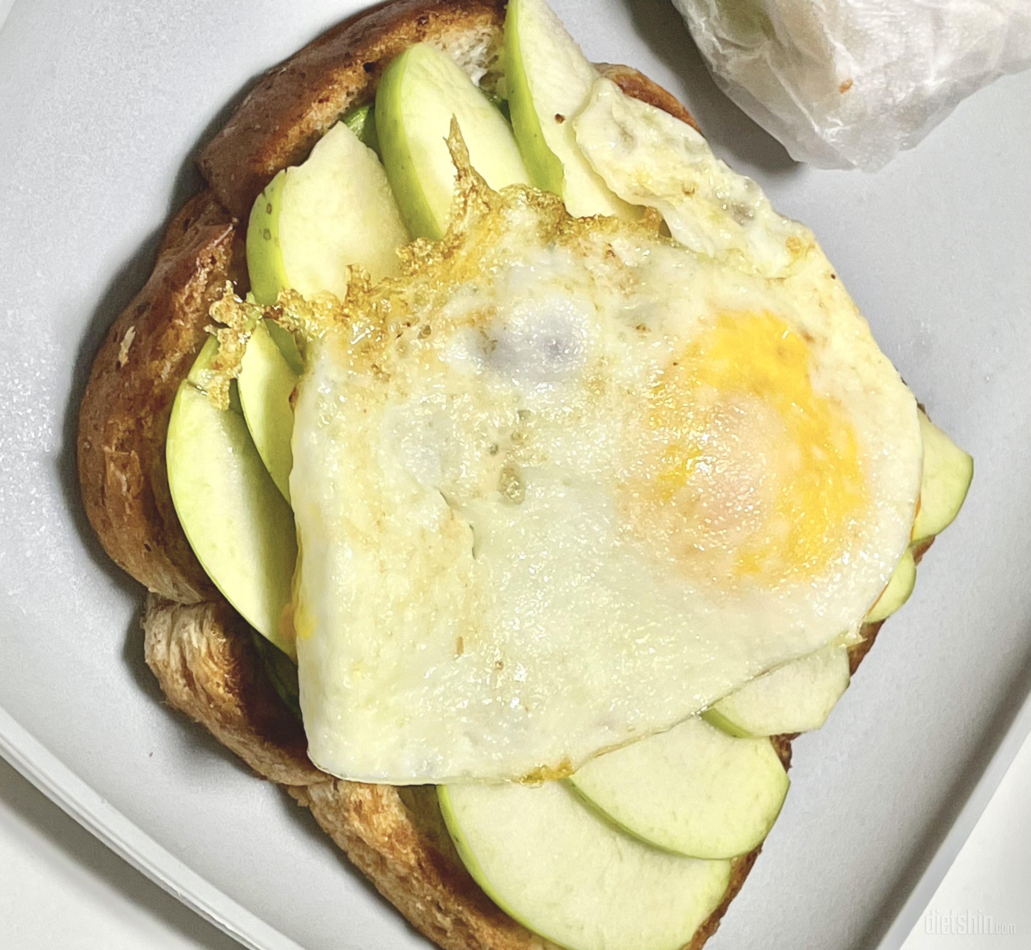 맛보려고 한세트만 구입했눈데 더 살걸