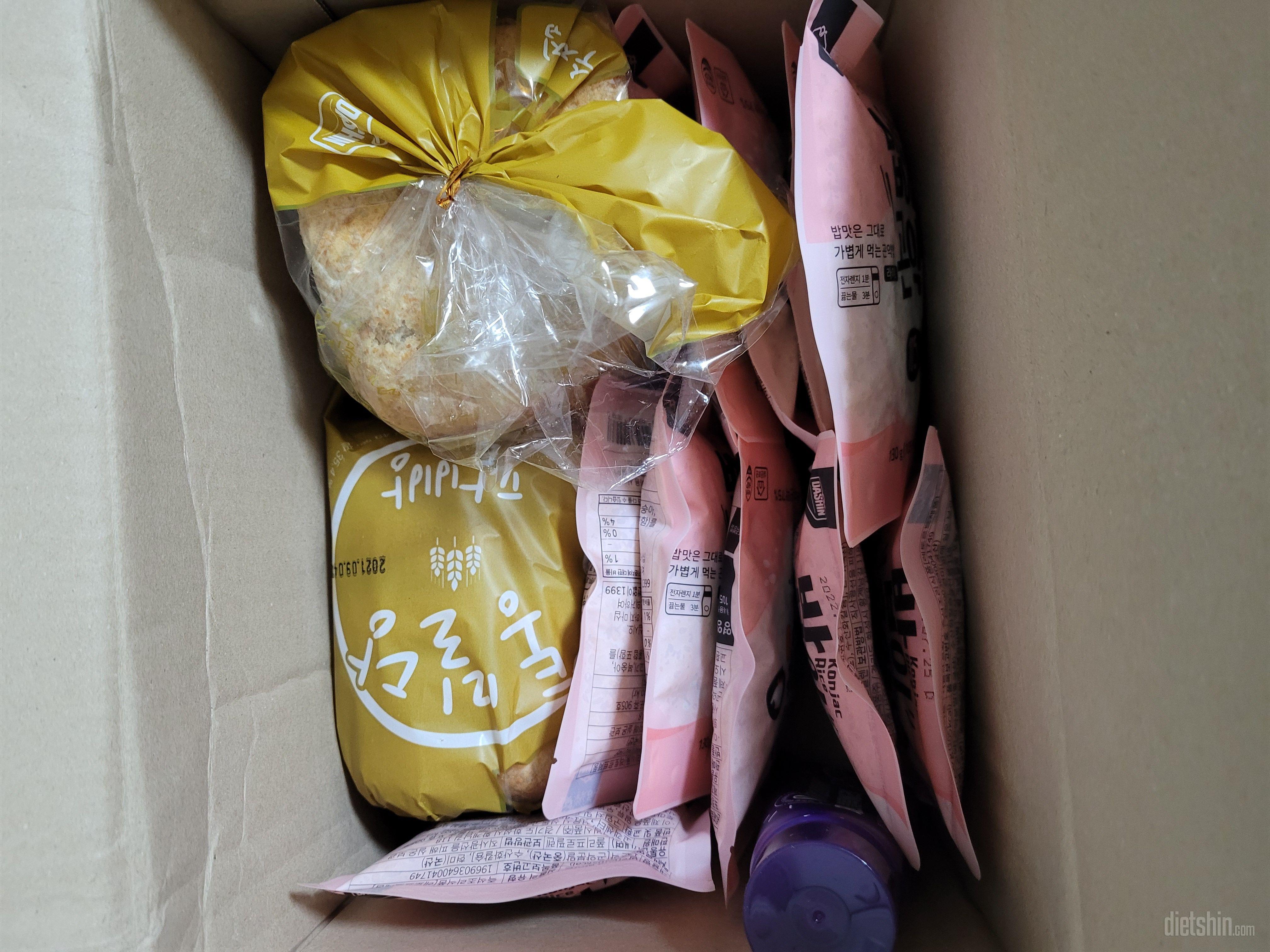 평소에 너무 좋아하는 과자라서 세일할