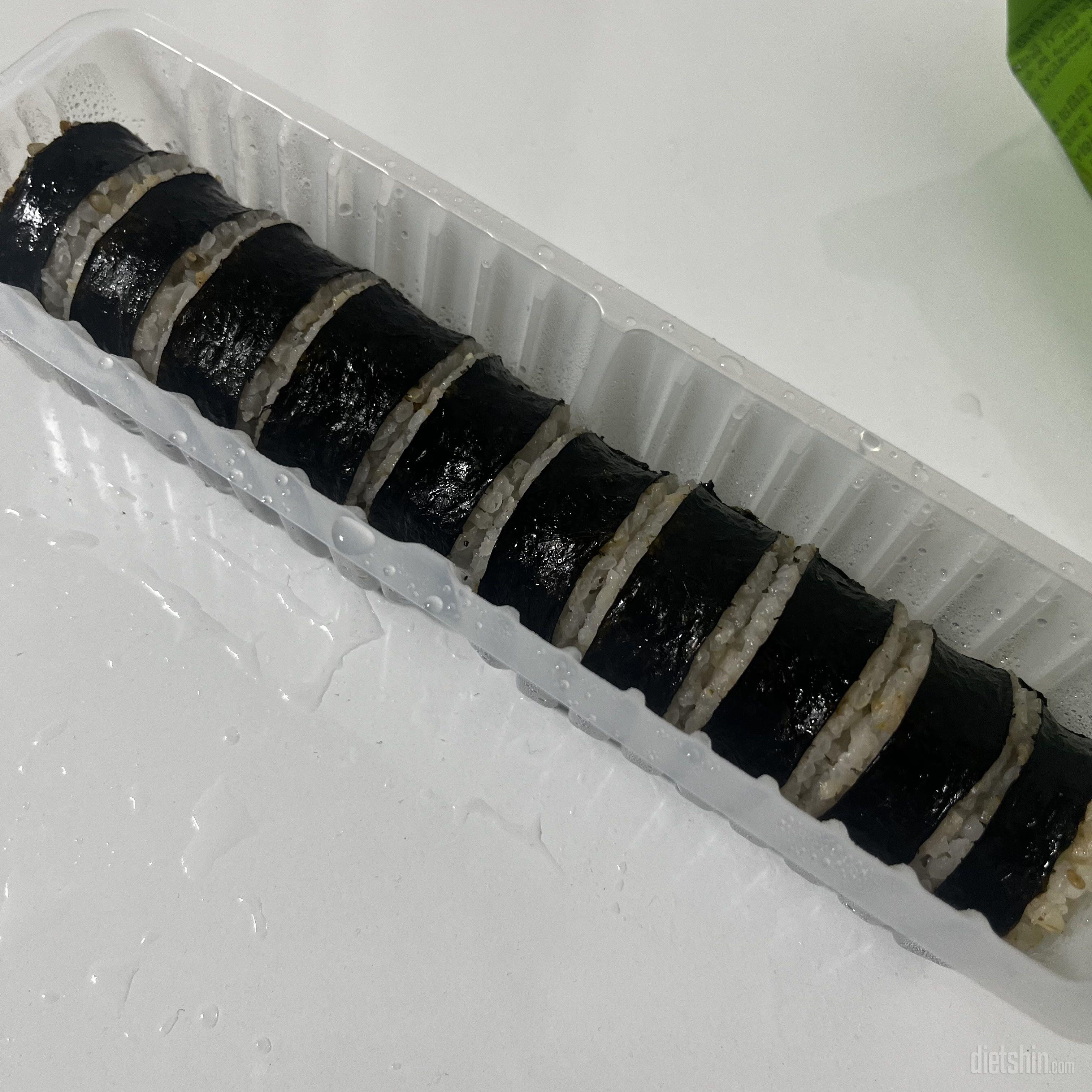 칼로리 부담없이 김밥 맛있게 먹을 수