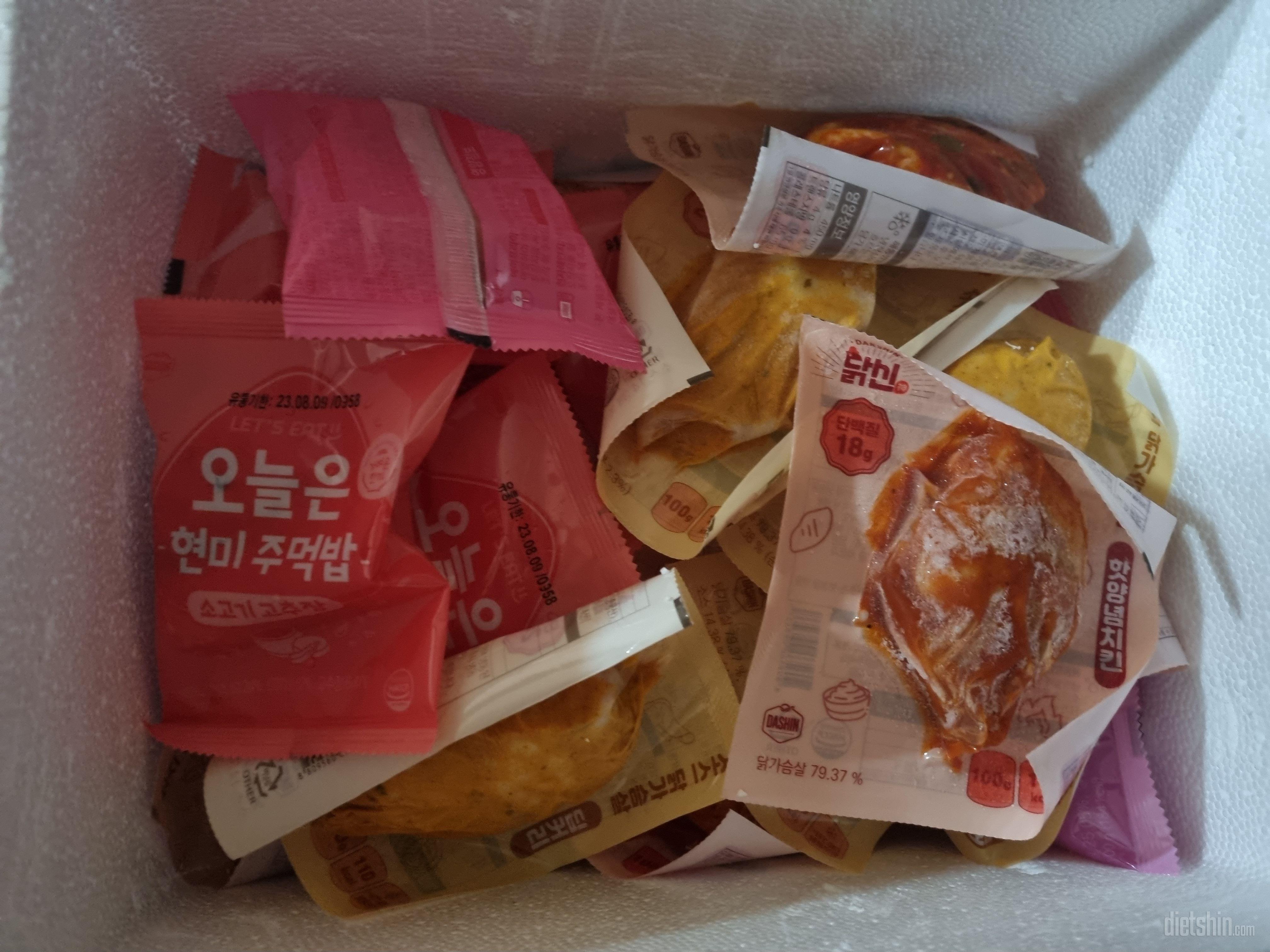 초회구매로 싸긴한데 생각보다 맛없어요