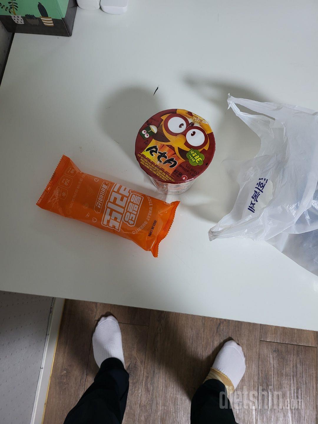 브리또 맛있네요
요기 닭이 너무 퍽