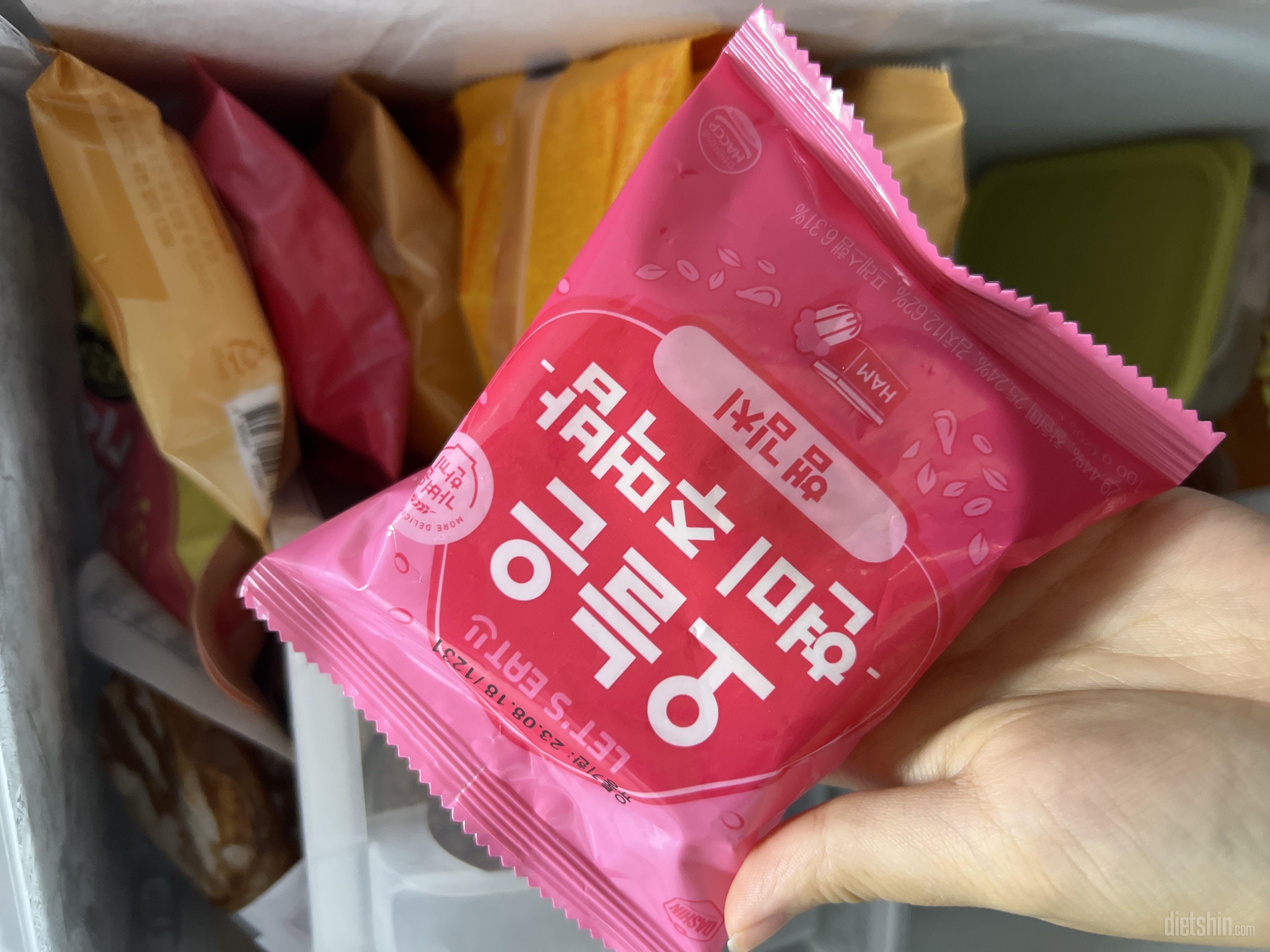 한번 먹고 맛있어서 4번째 구매중입니