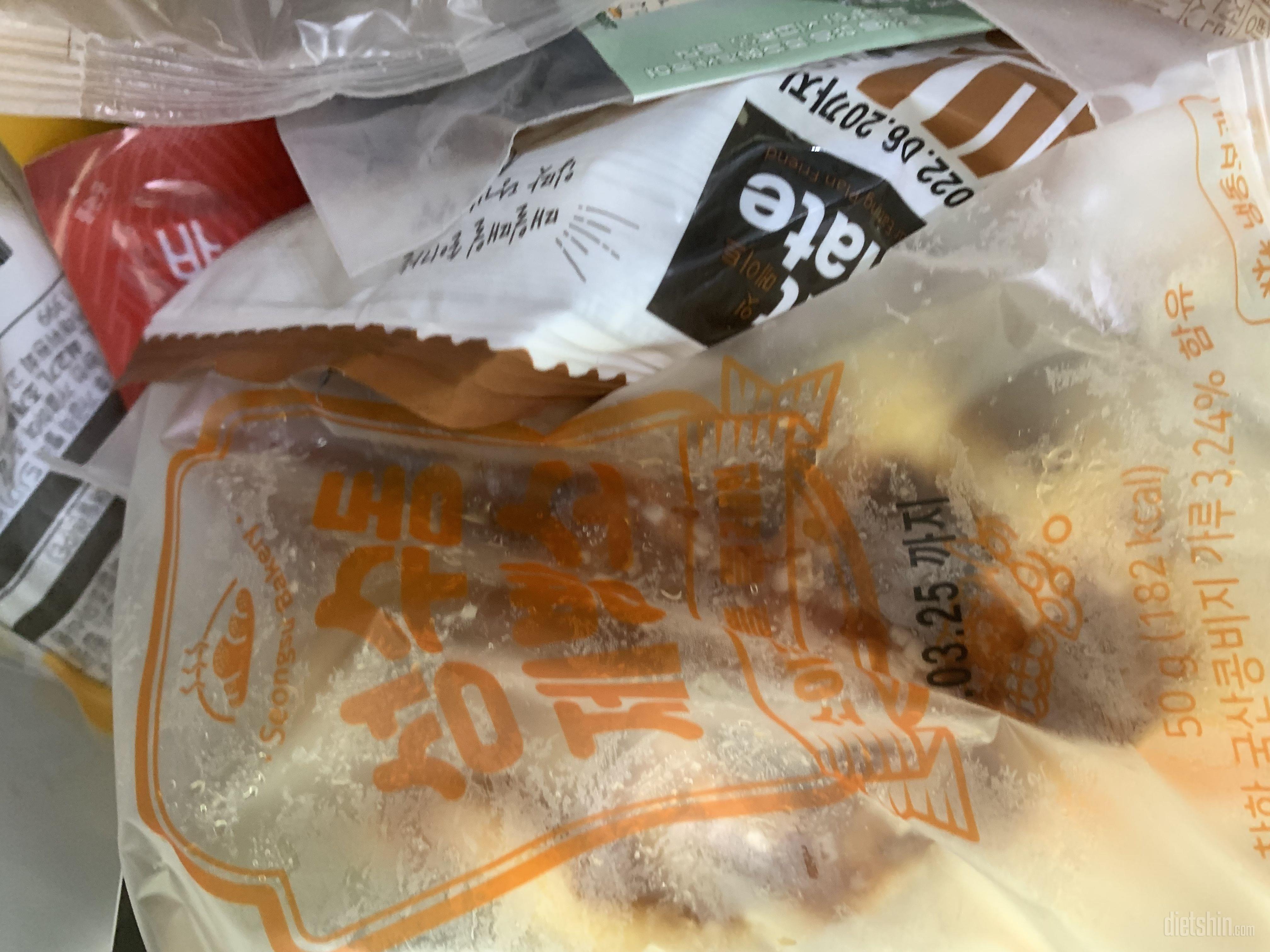 왜 다들 속세의 맛이라고 하는지 알겠