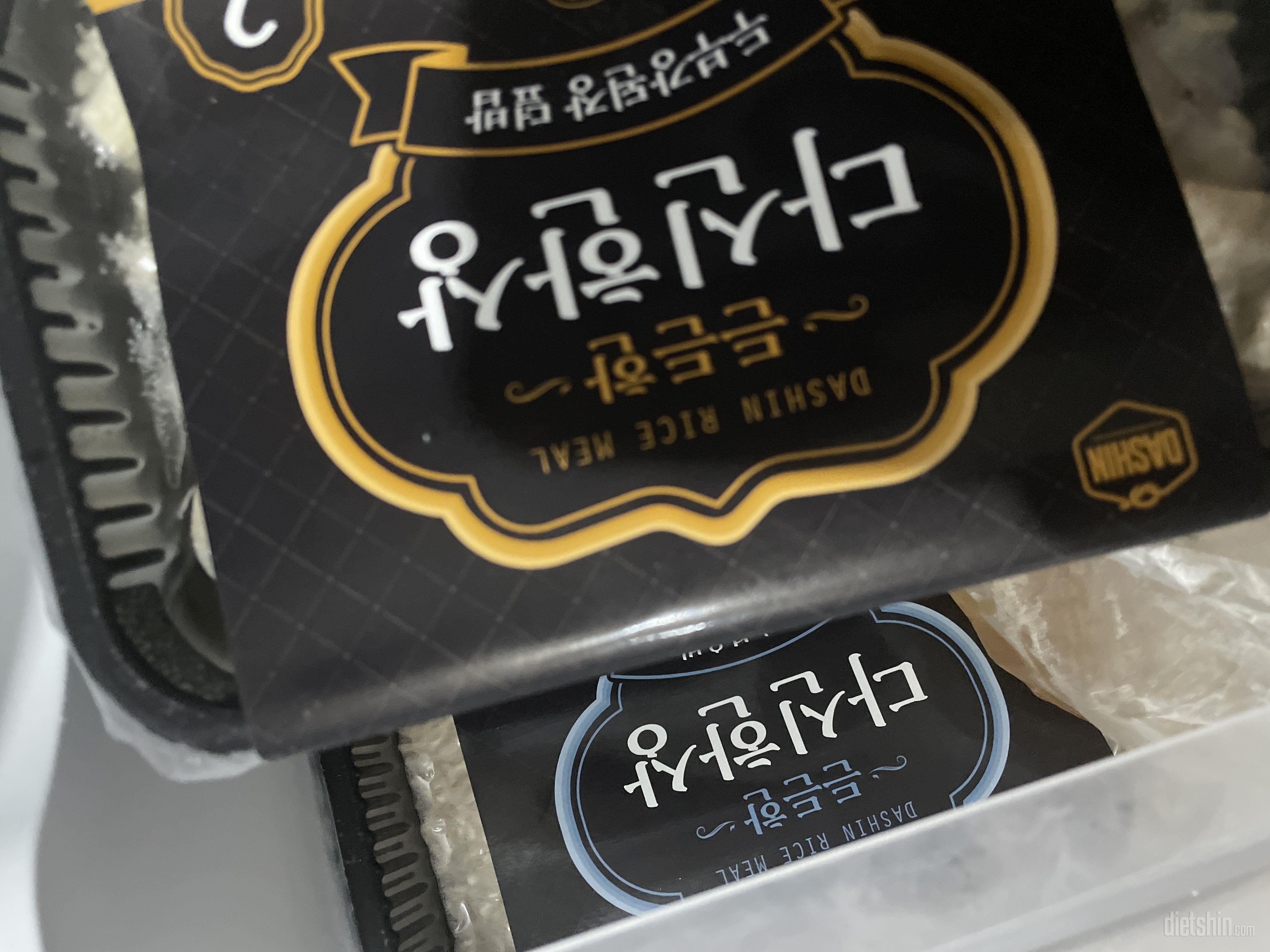 구성이좋고 질리지않을거같아요 얼른 빼