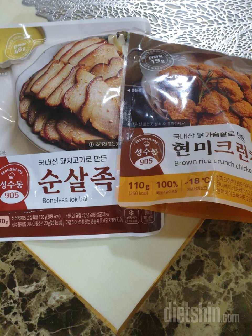 족발 강추 치킨도 양념맛이 달달 하고