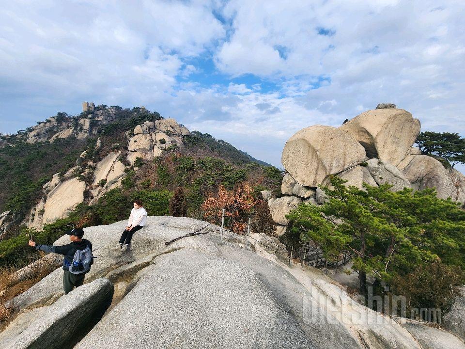 수락산등반 했습니다 비오기 직전에 하산완료