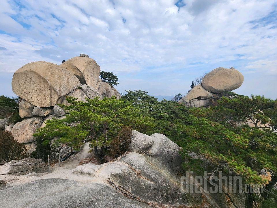 수락산등반 했습니다 비오기 직전에 하산완료